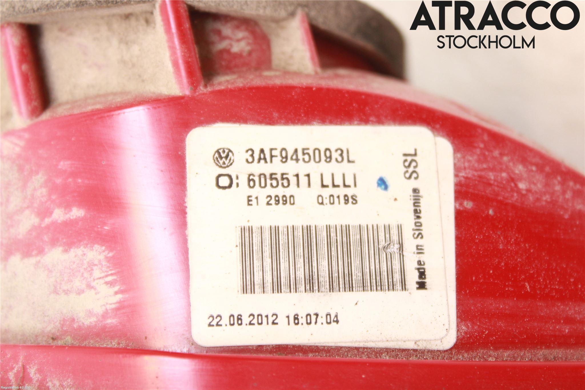 Volkswagen VW PASSAT 11-14 Bakljus Lucka Vä