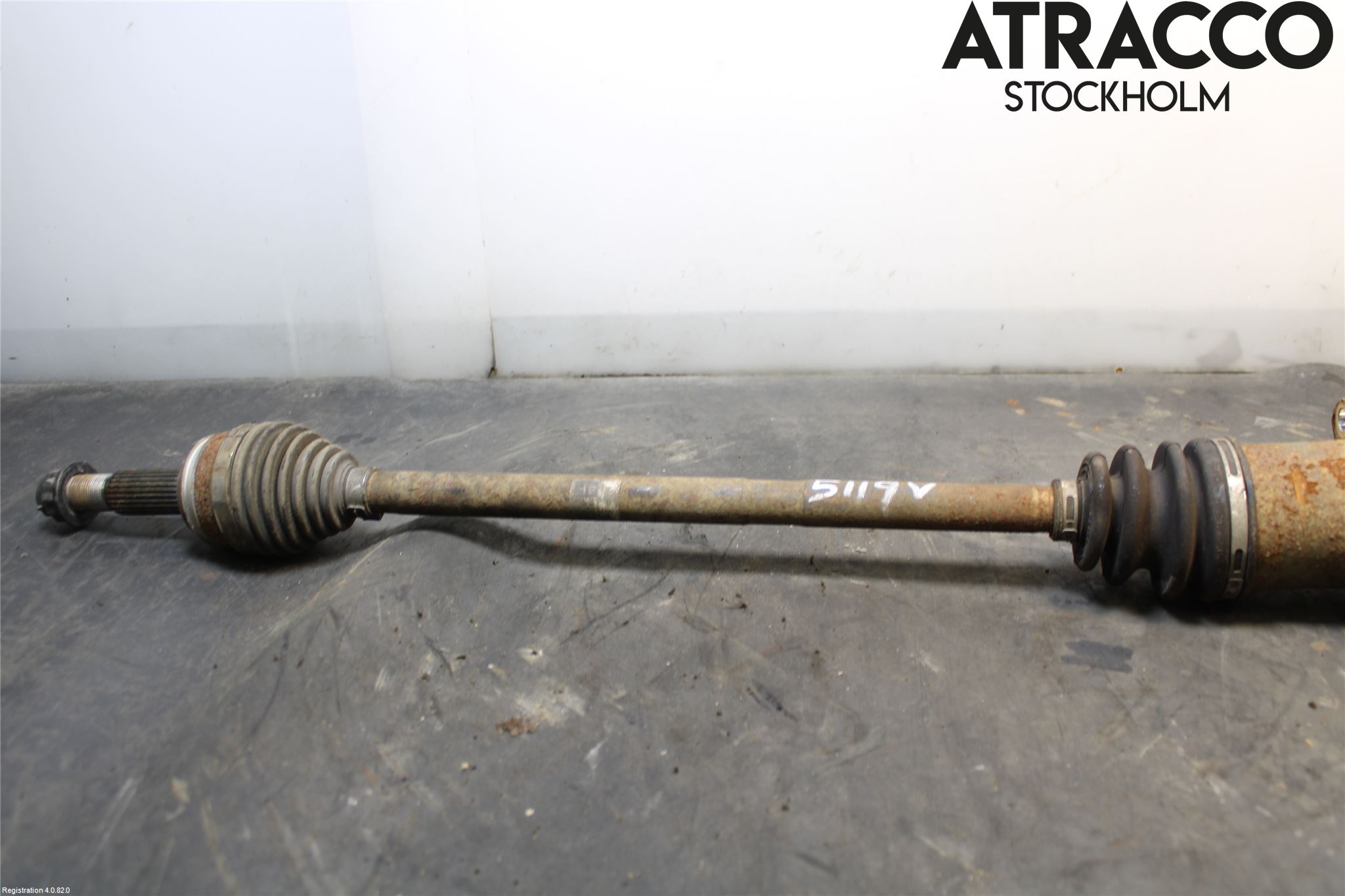 Lexus NX 300h 15-21 Drivaxel Bak Vänster