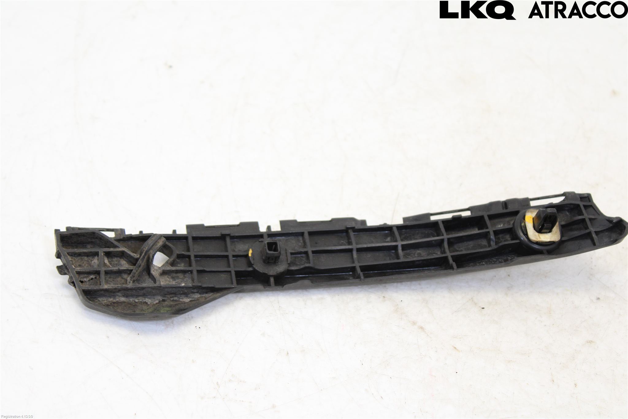 Toyota YARIS XP130 15-20 Stötfångarfäste Bak Hö