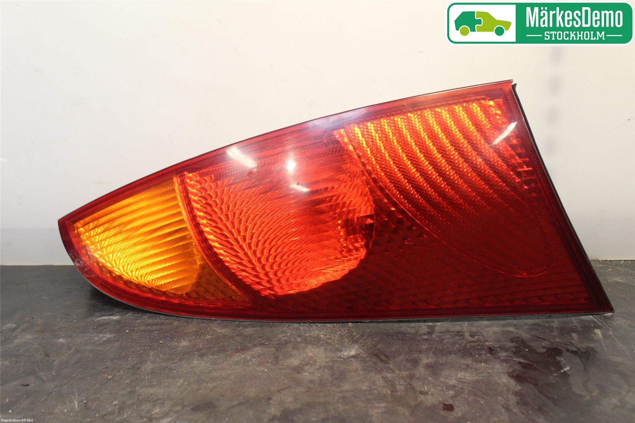 Ford FOCUS     99-04 Bakljus Höger