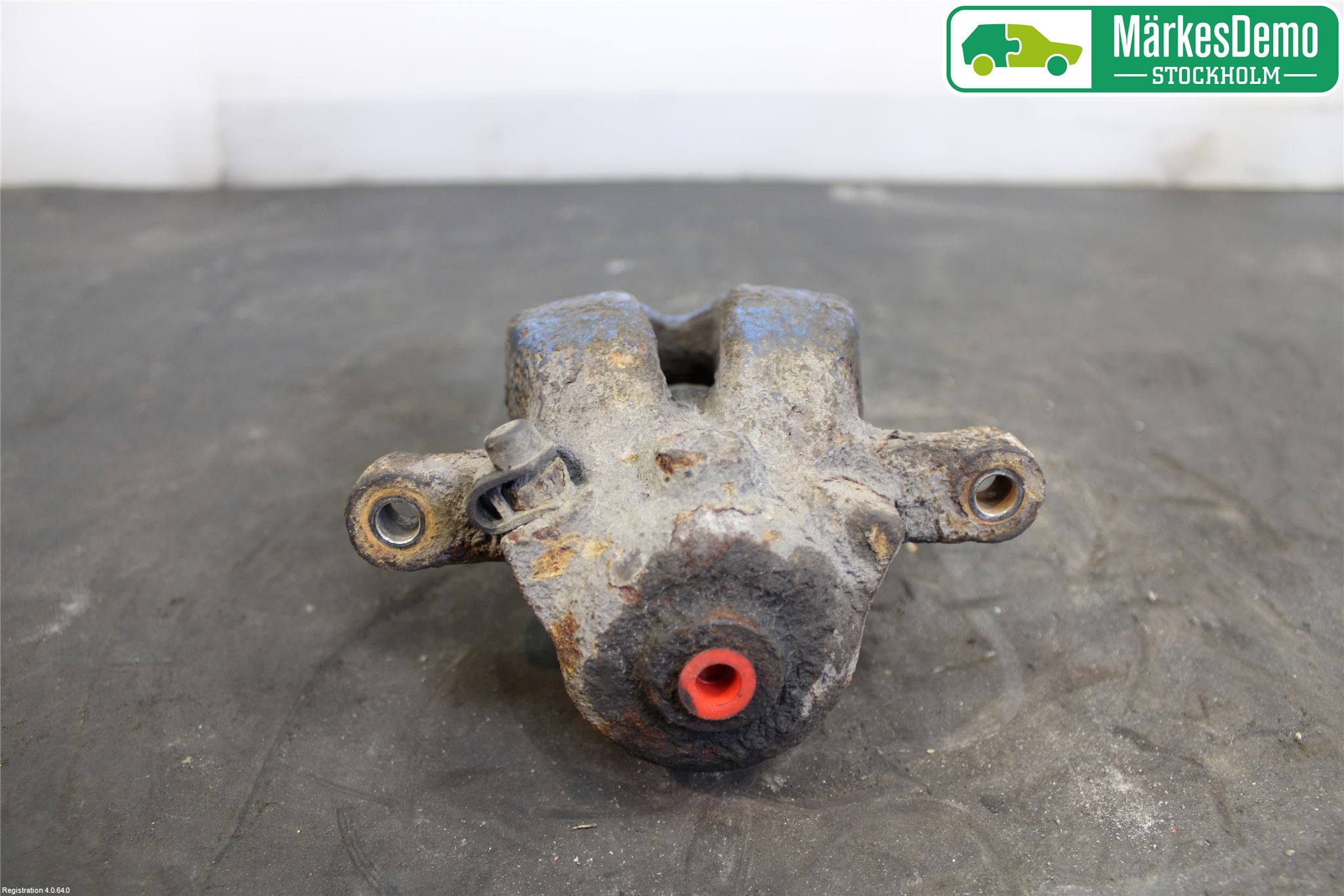 BMW 3 E90/91 SED/TOU 05-12 Bromsok Bak Vänster