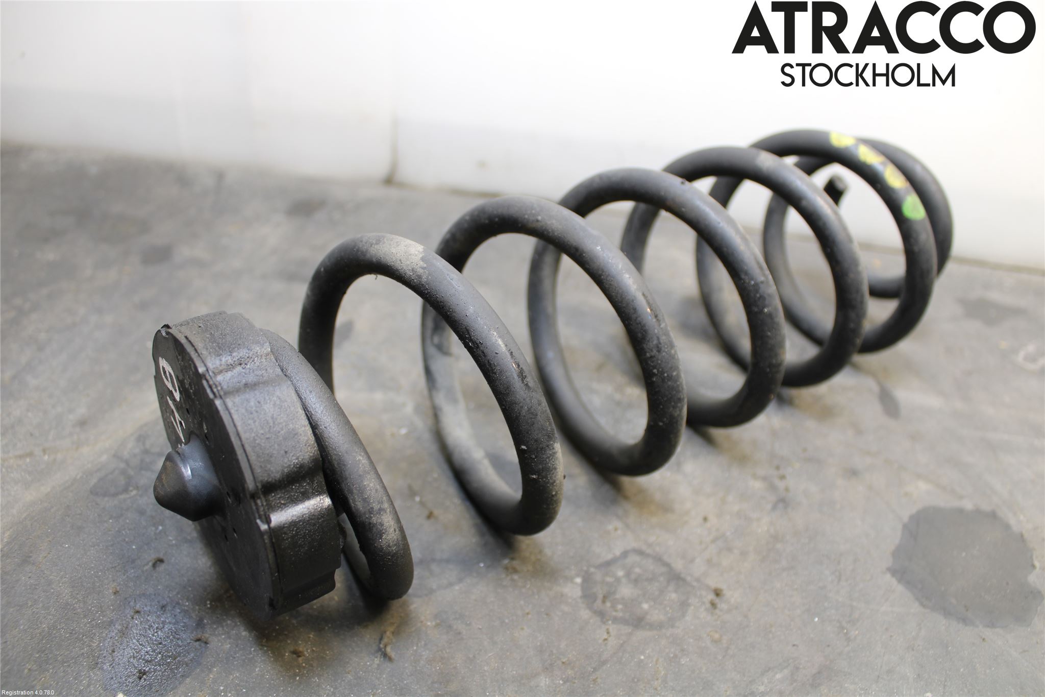 Audi Q5 09-16 Fjäder Bak