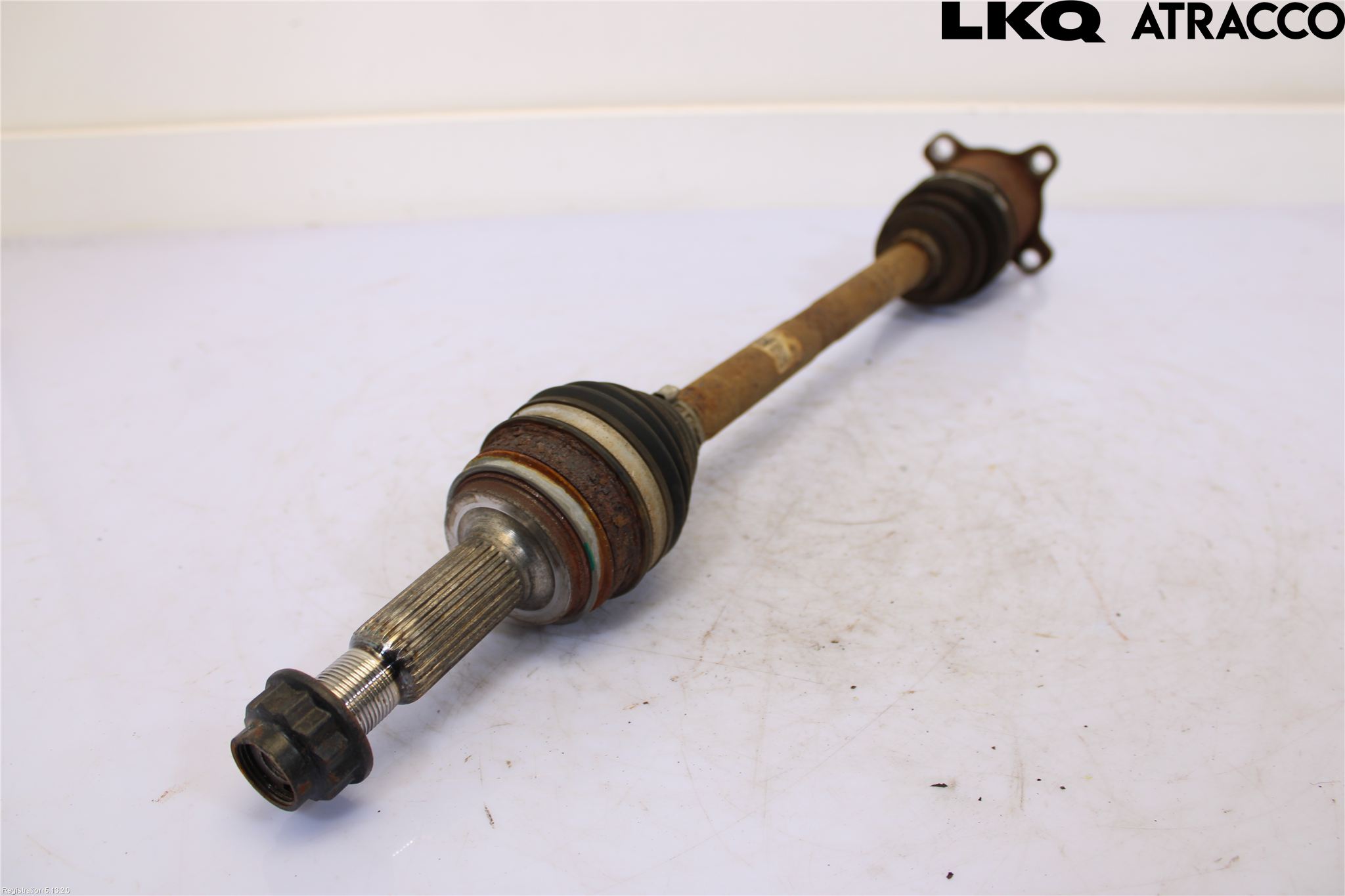 Toyota COROLLA CROSS XG10 22- Drivaxel Bak Vänster
