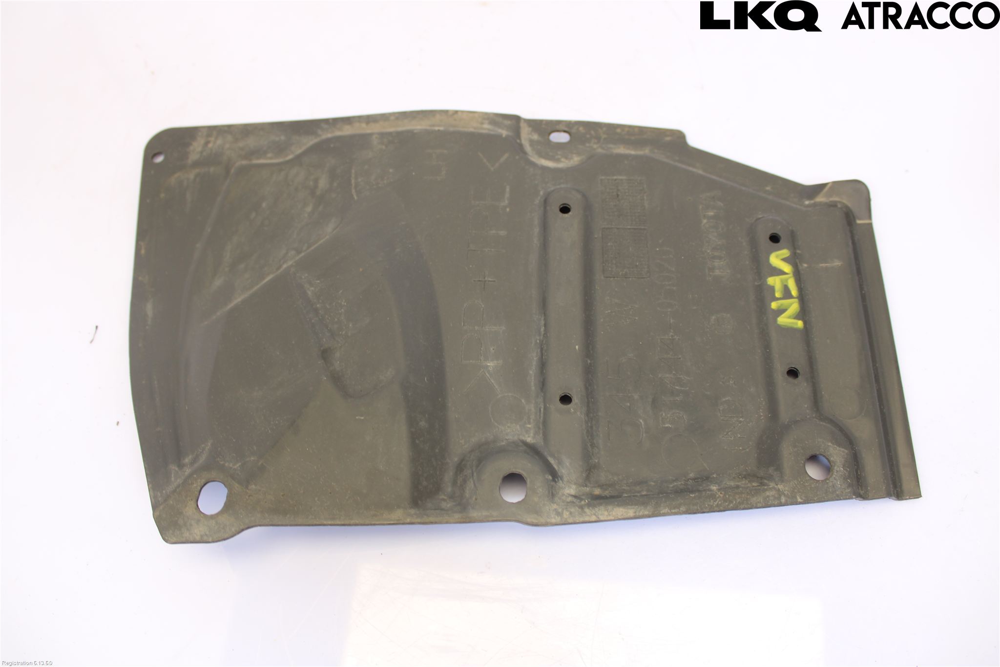 Toyota AURIS 13-19 Hasplåt Plåt-Plast
