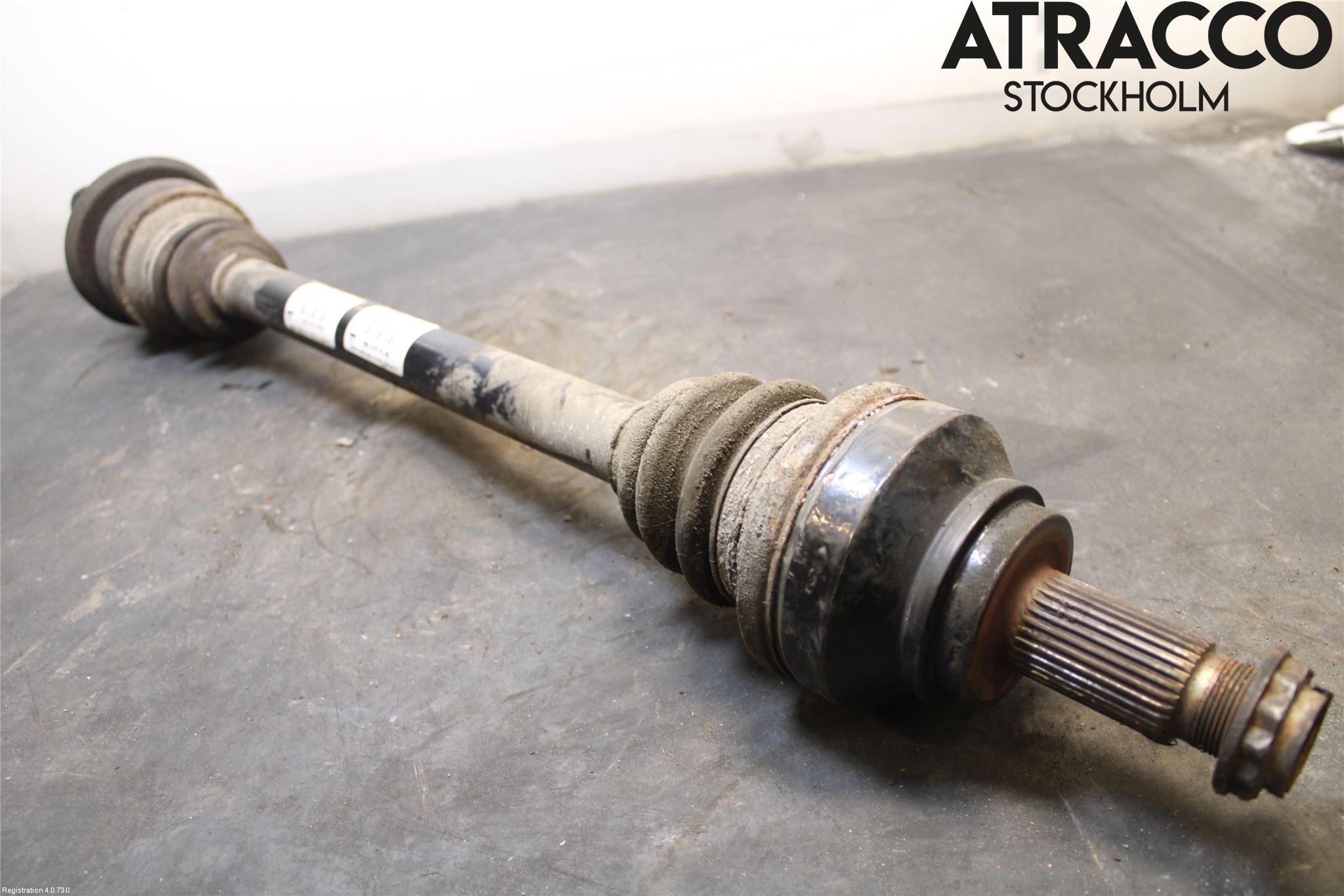 BMW 7 F01/02/03/04 09-15 Drivaxel Bak Höger