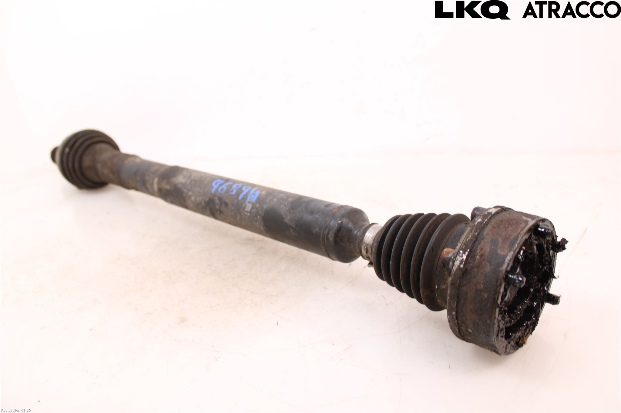 Volkswagen VW GOLF V 04-09 Drivaxel Fram Höger
