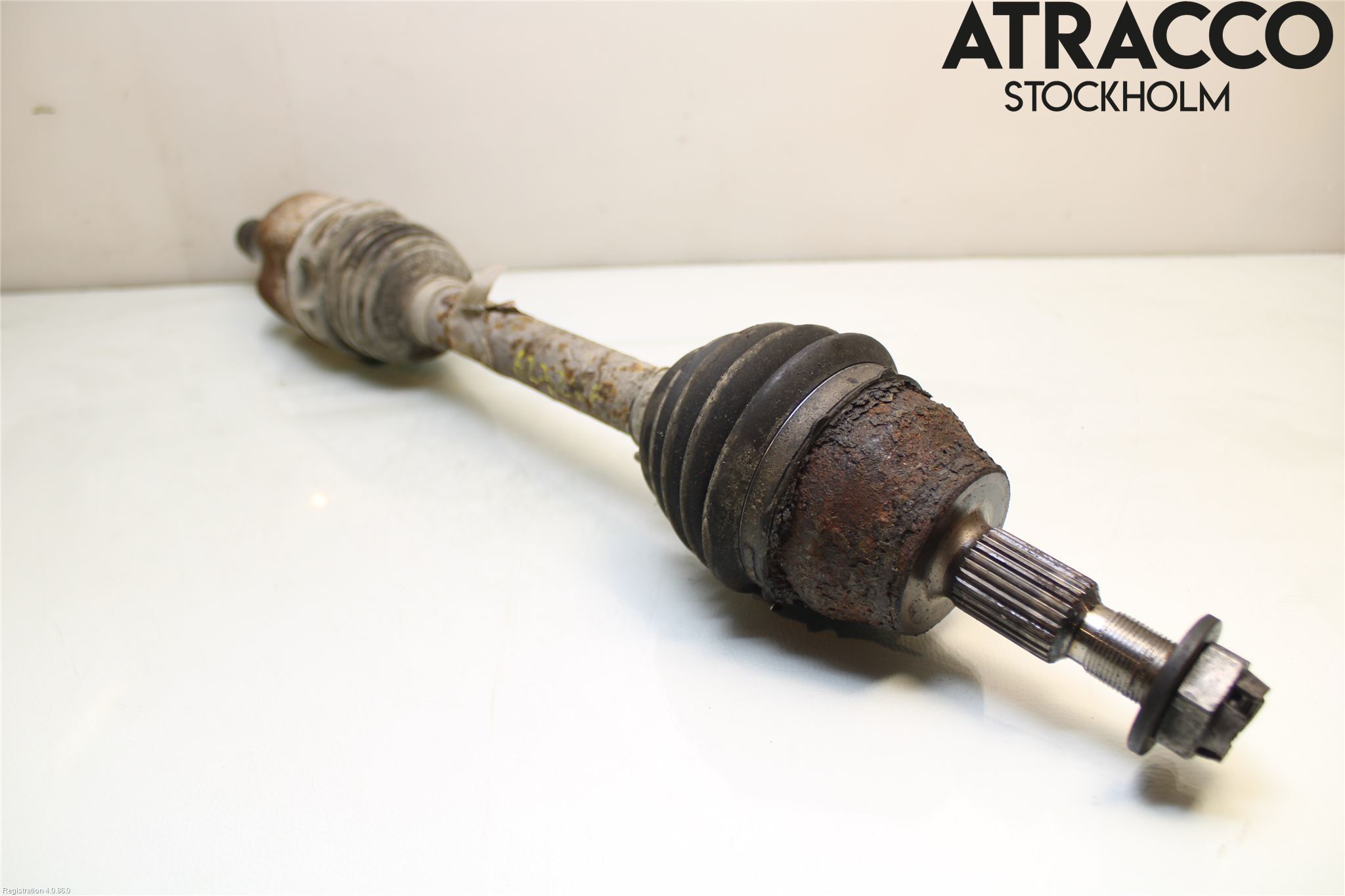 Ford TRANSIT/TOURNEO CONNECT 13-22 Drivaxel Fram Vänster
