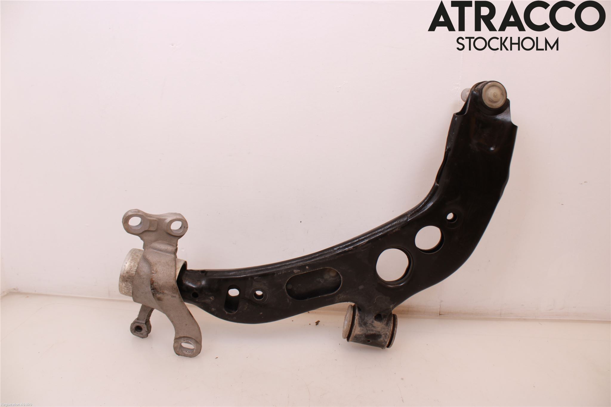 Mini ONE/COOPER 5DR F55 14-24 Bärarm Fram Undre Hö