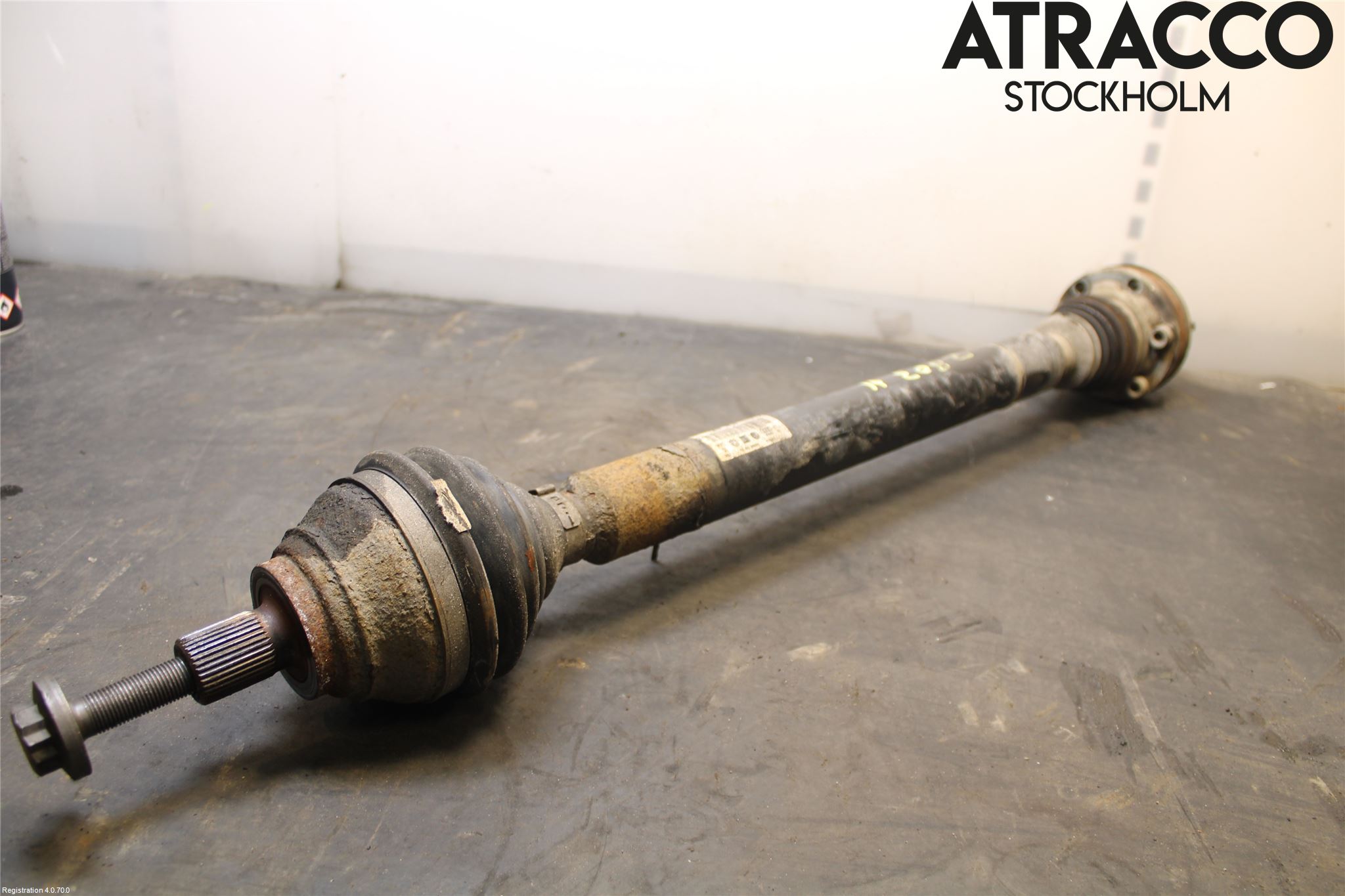 Volkswagen VW PASSAT 05-11 Drivaxel Fram Höger