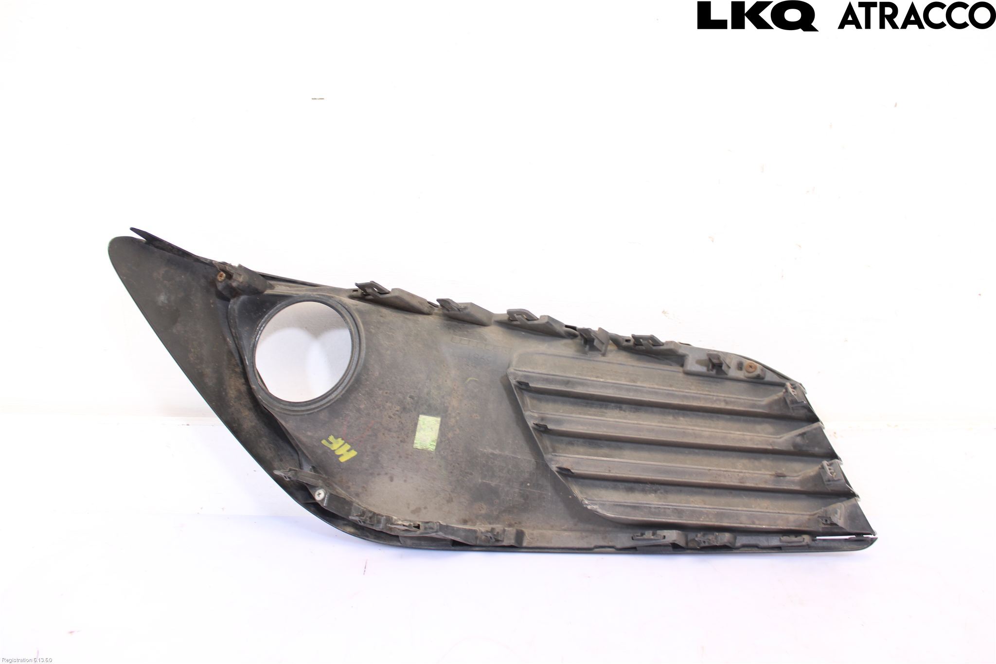 Toyota AURIS 13-19 Dimljussarg Fram