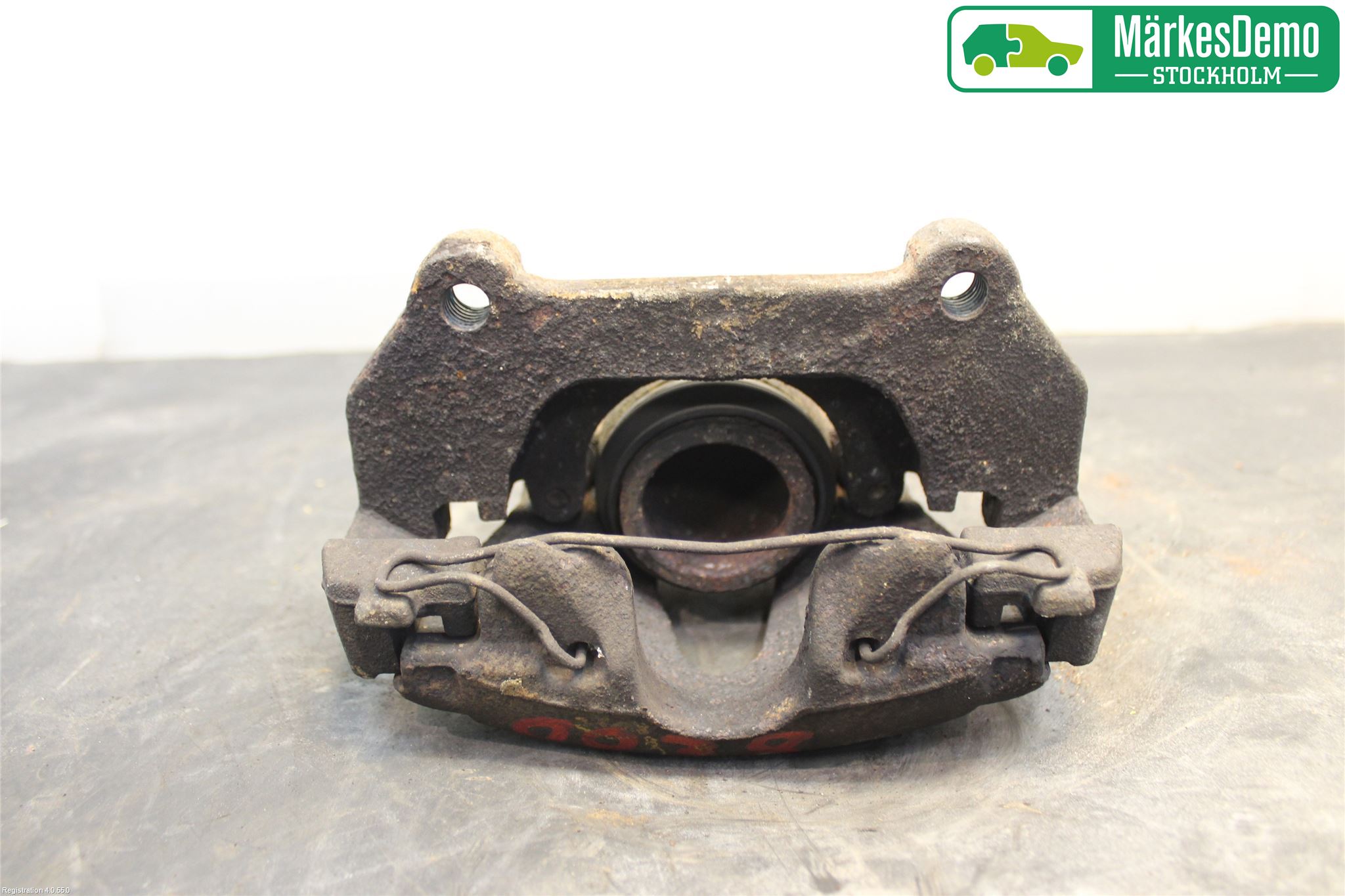 Saab 9-5     06-10 Bromsok Fram Höger