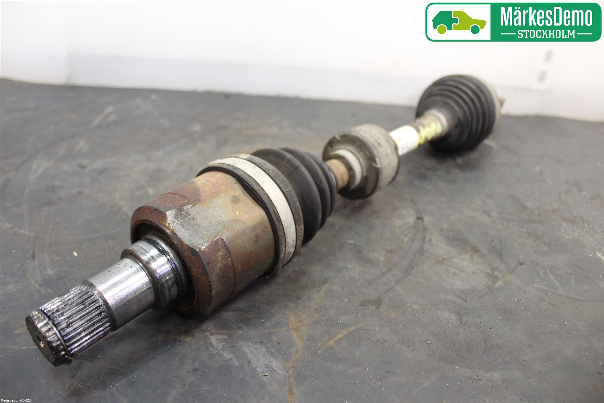 Hyundai i30 PD 17- Drivaxel Fram Vänster