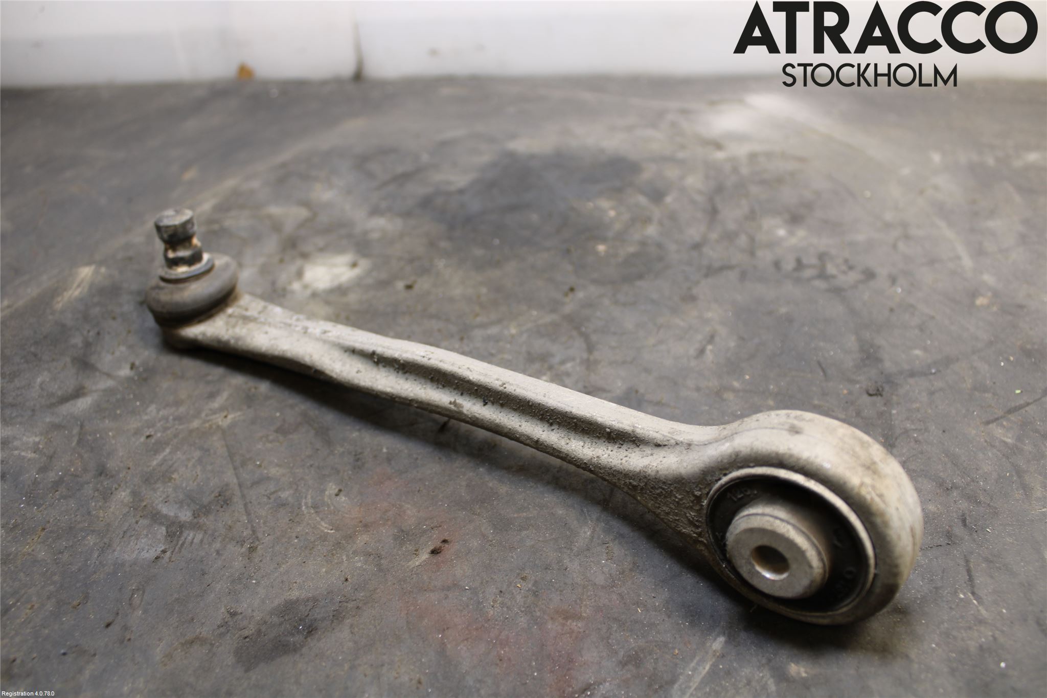 Audi Q5 09-16 Bärarm Fram Övre Hö