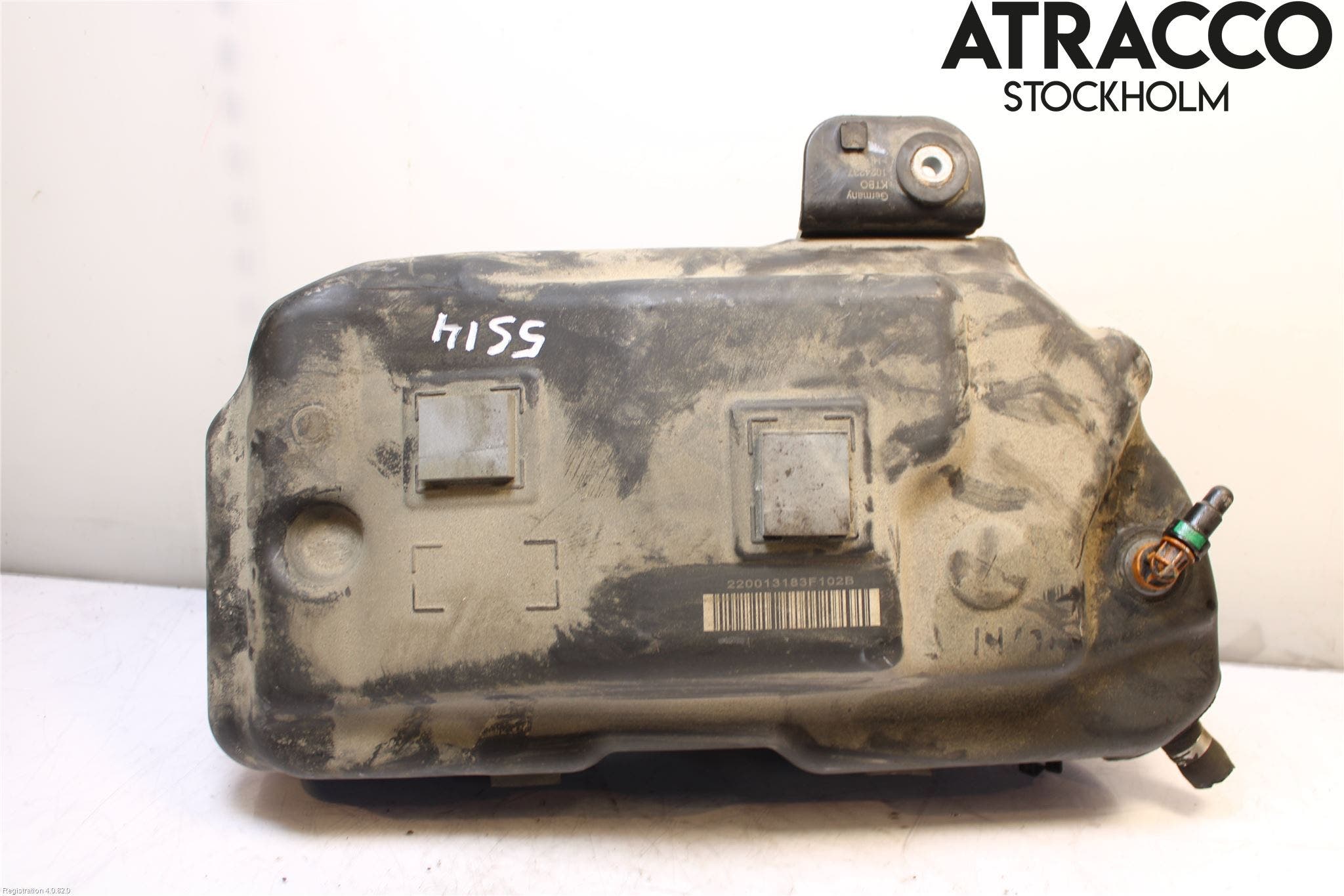 BMW 5 F10/F11/F18 09-17 Adblue Tank