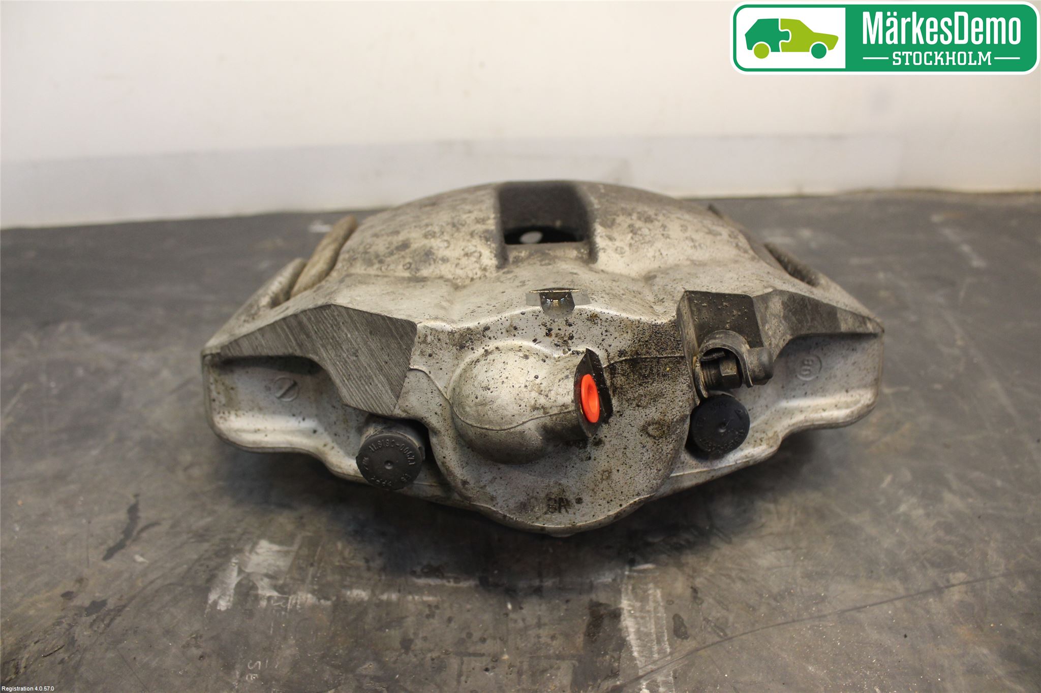 BMW 5 E60/61 Sed/Tou 02-10 Bromsok Fram Vänster