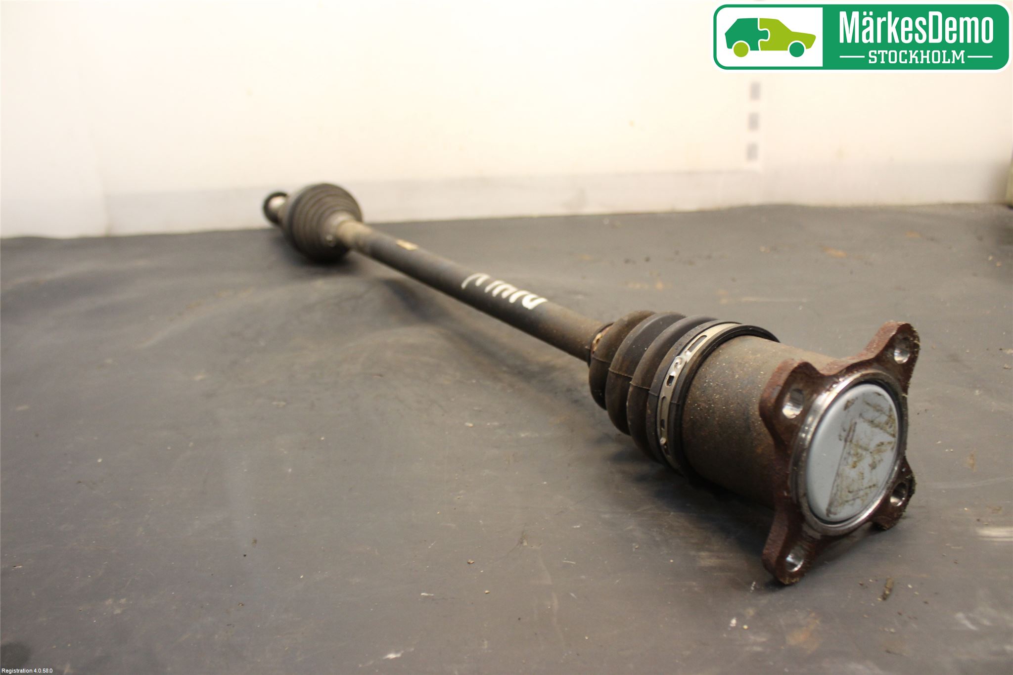 Toyota RAV4 13-18 Drivaxel Bak Vänster