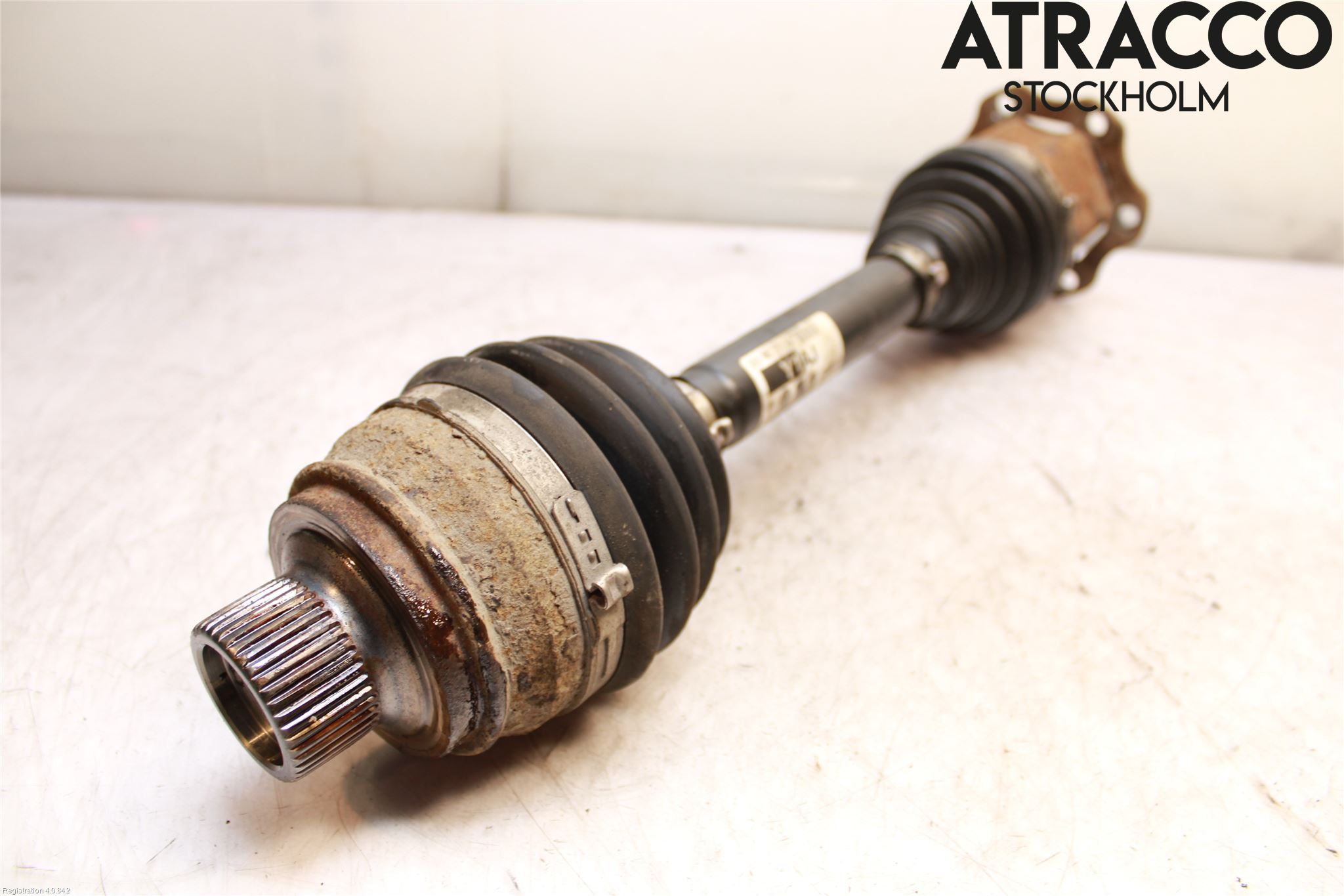 Audi A4 12-15 Drivaxel Fram Vänster
