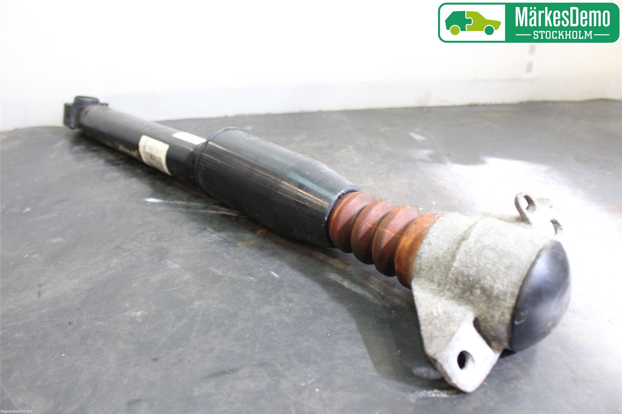 Audi Q5 09-16 Stötdämpare Bak