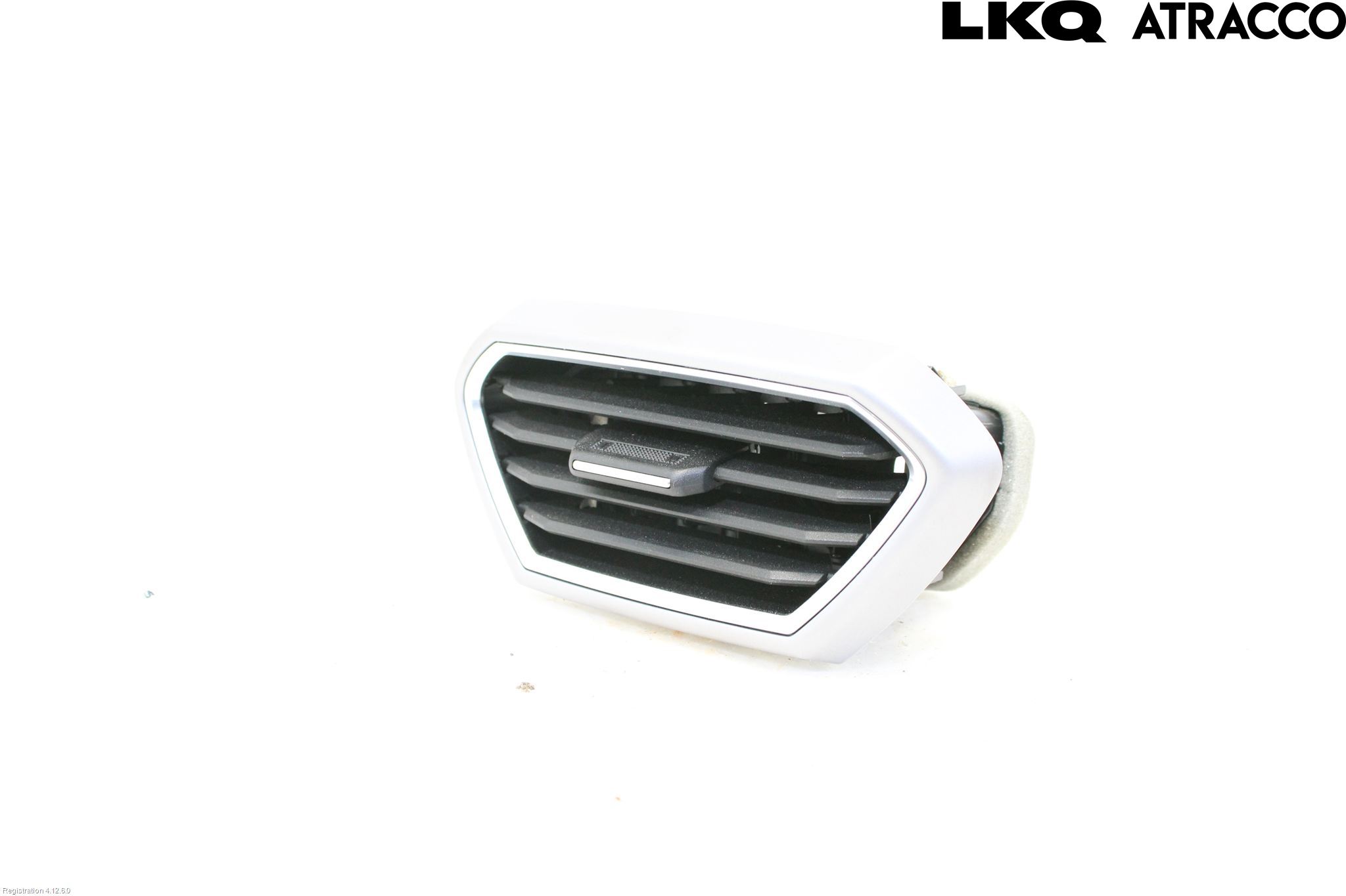 Seat LEON 20- Defrosterkanal-Munstycke