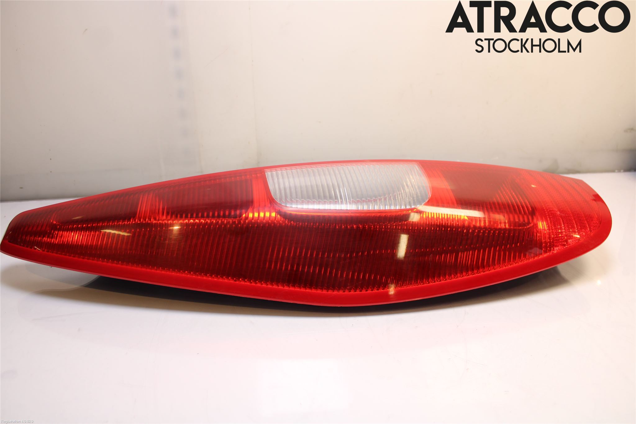 Mitsubishi COLT   04-08 Bakljus Vänster