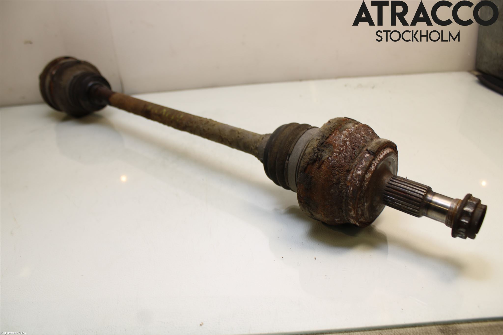 Mercedes-Benz MB E-KLASS (W212) 09-16 Drivaxel Bak Vänster