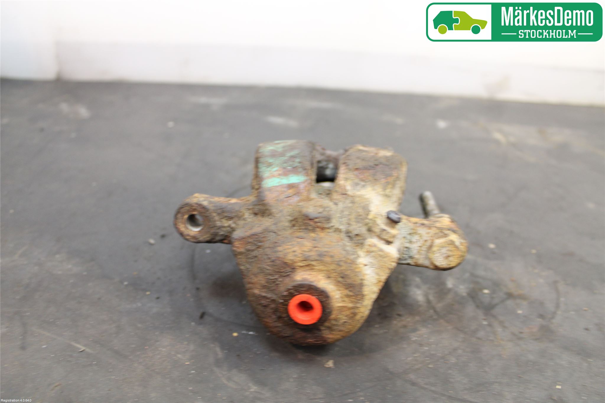 BMW 1 E87/81 5D/3D 03-11 Bromsok Bak Höger