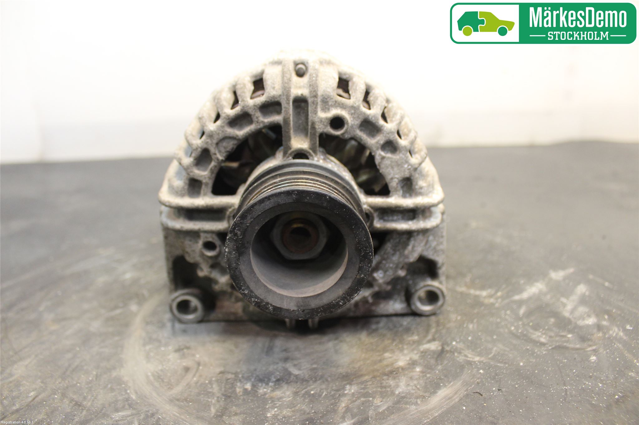 Opel ZAFIRA B 06-14 Generator