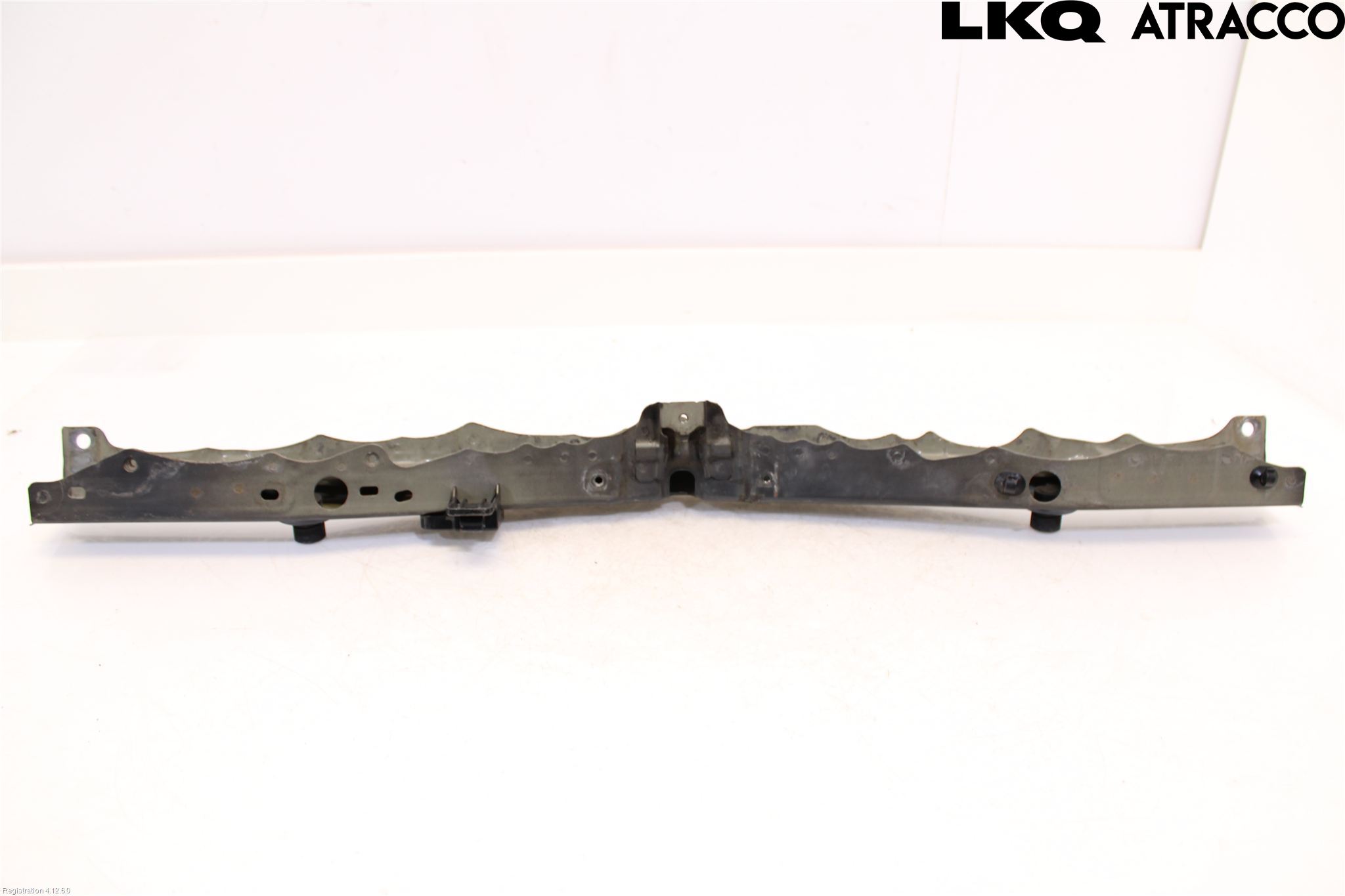Toyota AURIS 13-19 Front Huvlåsplåt-Balk