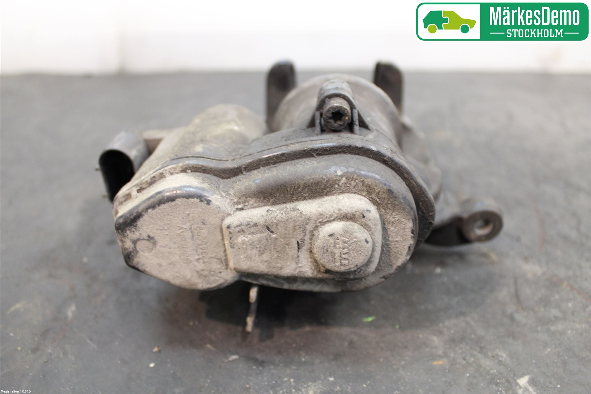 BMW 6 F12/F13 10-18 Bromsok Bak Vänster