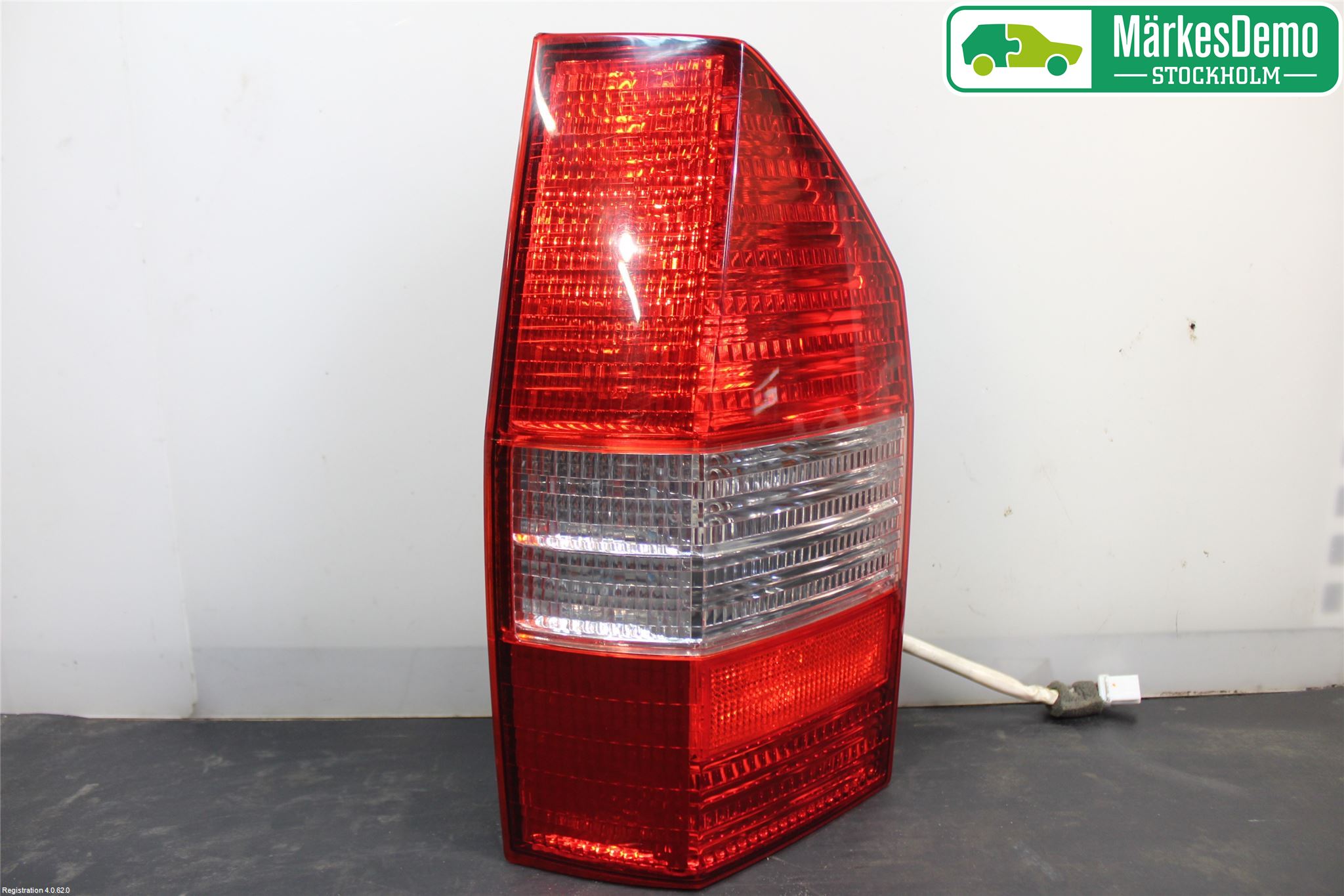 Mitsubishi SPACE WAG 99- Bakljus Vänster
