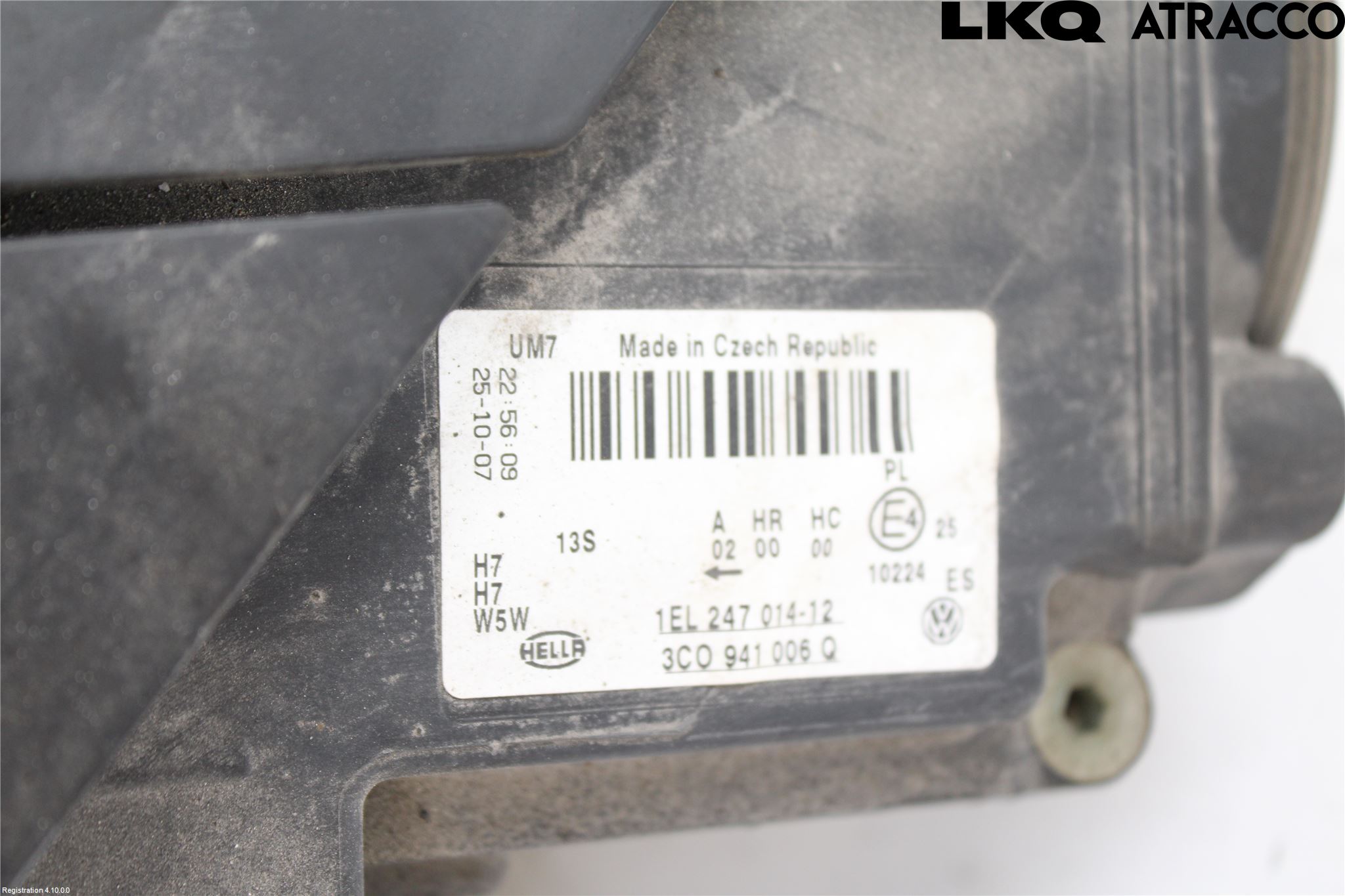 Volkswagen VW PASSAT 05-11 Strålkastare Höger