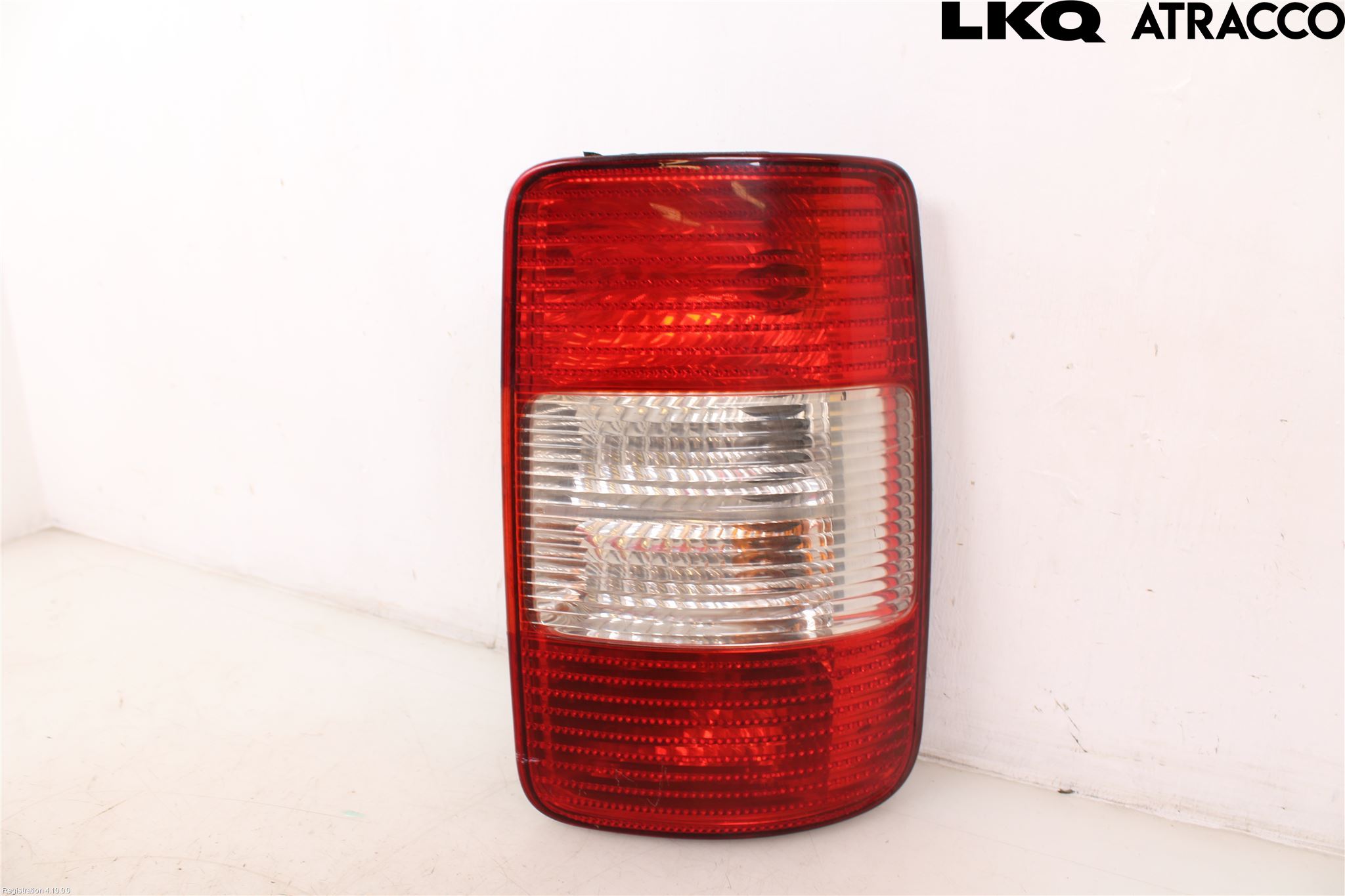 Volkswagen VW CADDY      04-10 Bakljus Höger