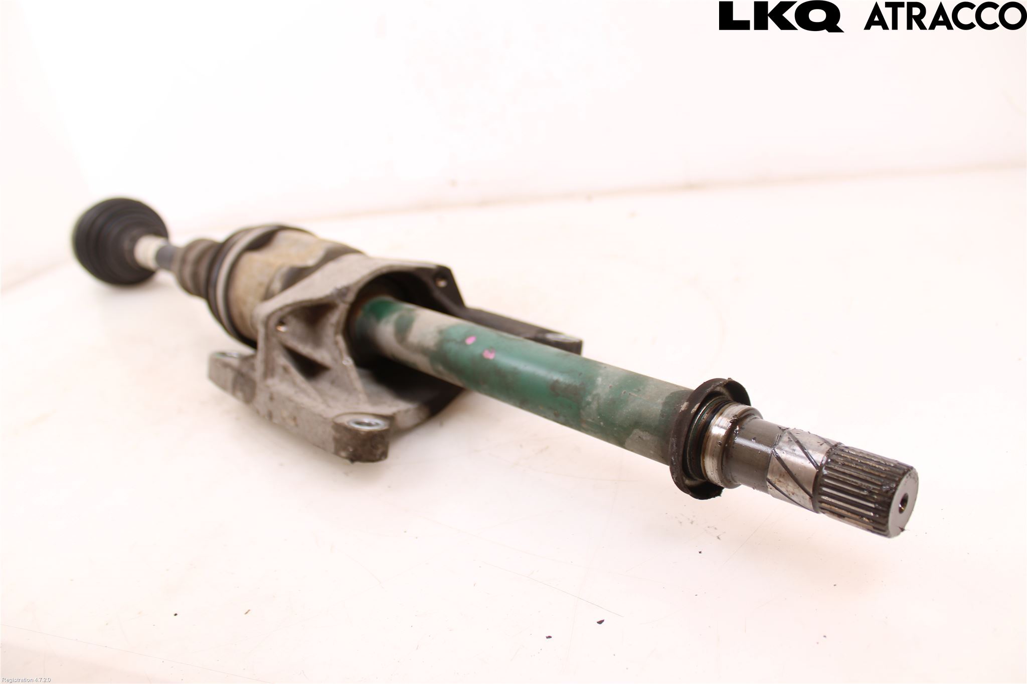Nissan QASHQAI+2  10-14 Drivaxel Fram Höger