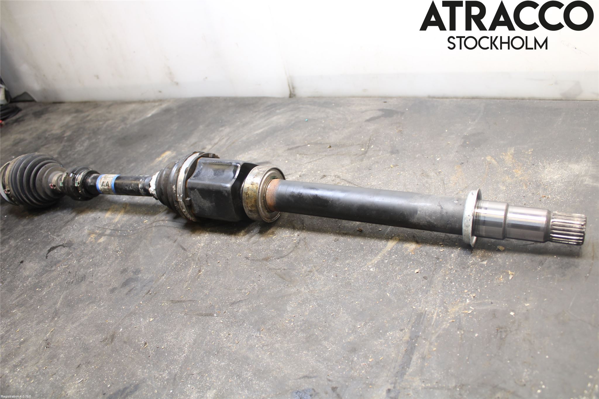 Lexus NX 300h 15-21 Drivaxel Fram Höger