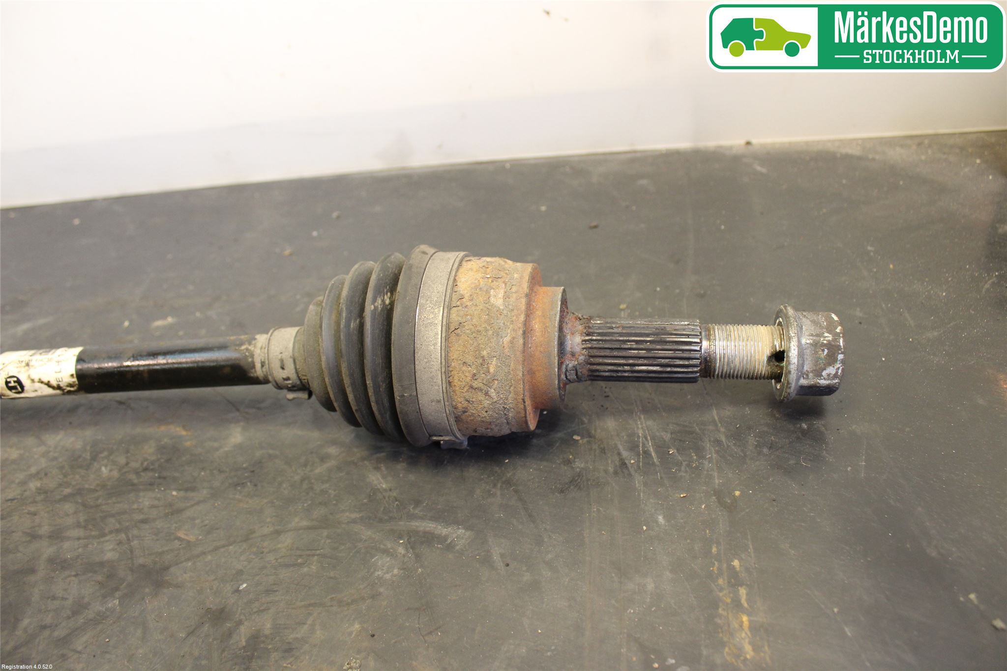 Nissan MICRA 11-16 Drivaxel Fram Vänster