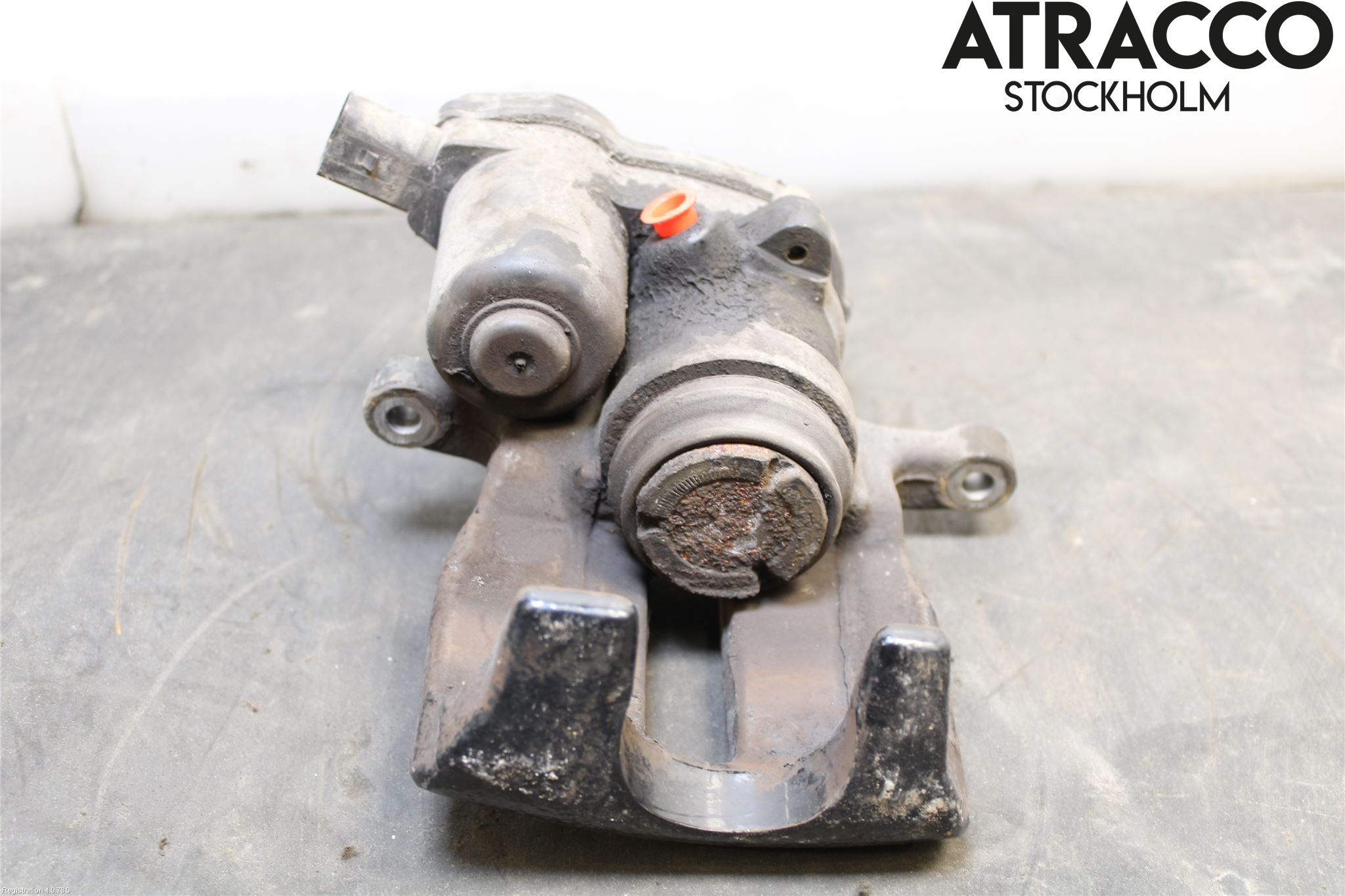 Audi Q5 09-16 Bromsok Bak Vänster