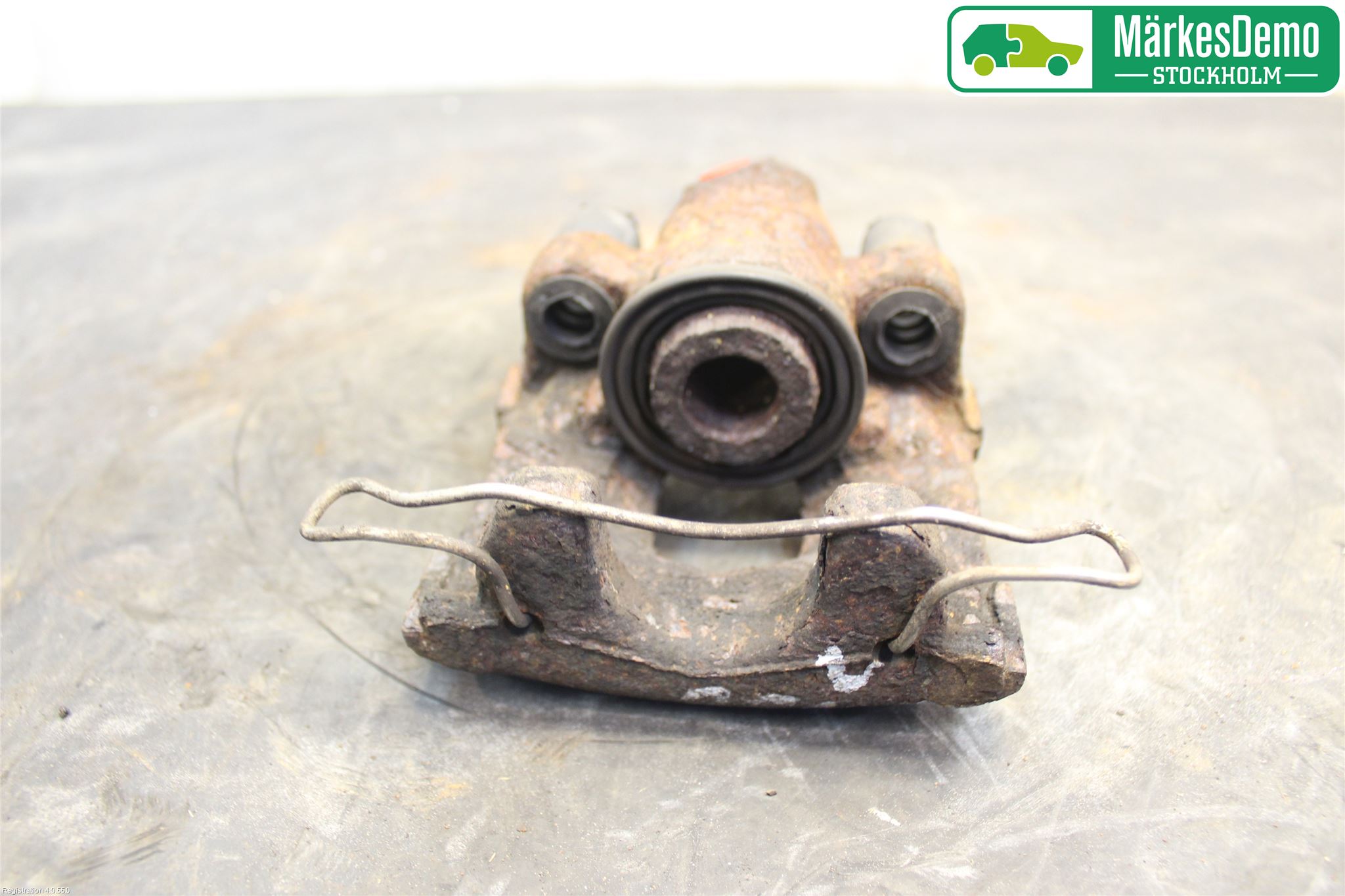 Saab 9-5     06-10 Bromsok Bak Vänster