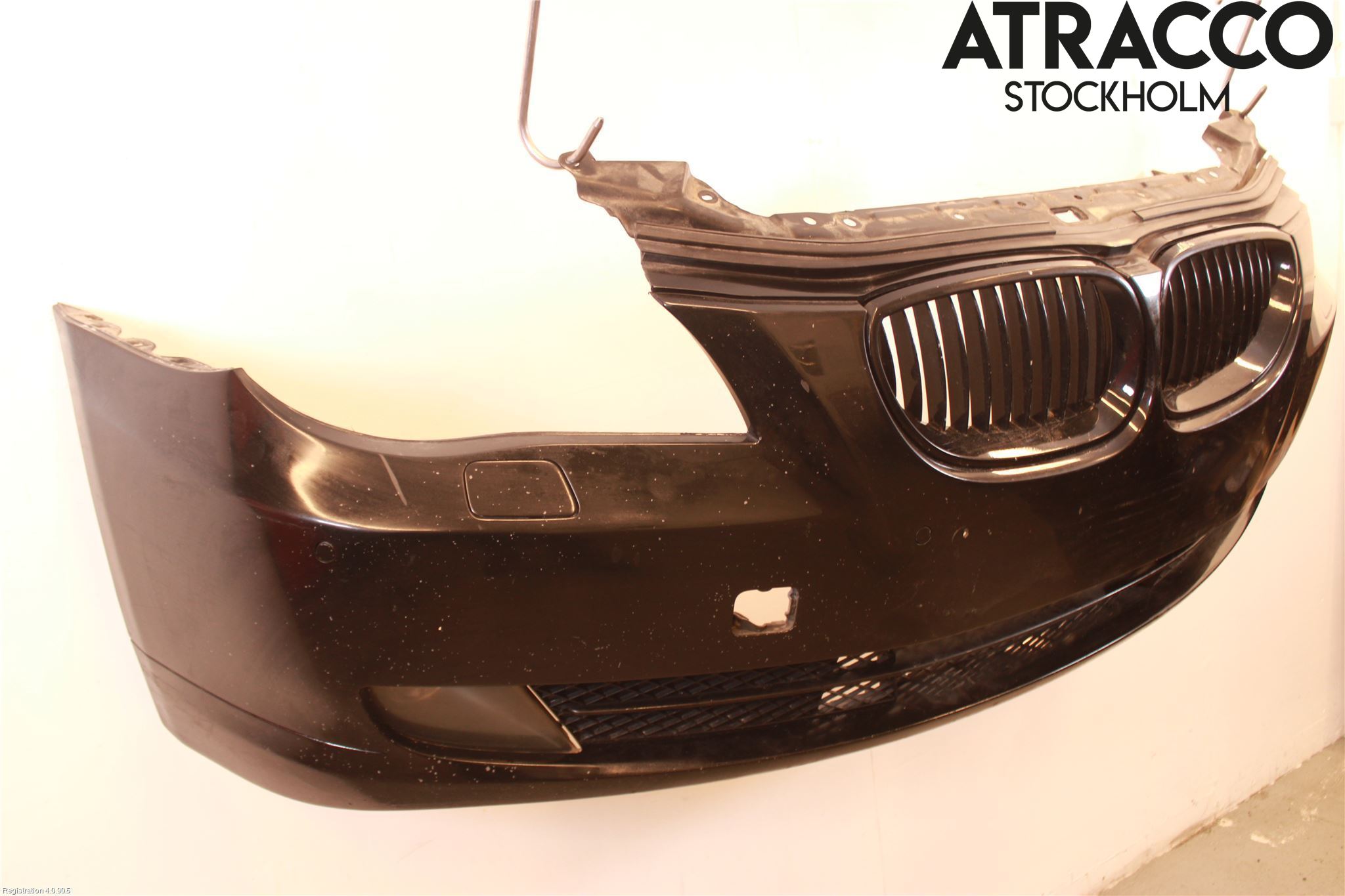 BMW 5 E60/61 Sed/Tou 02-10 Stötfångarbeklädnad Fram