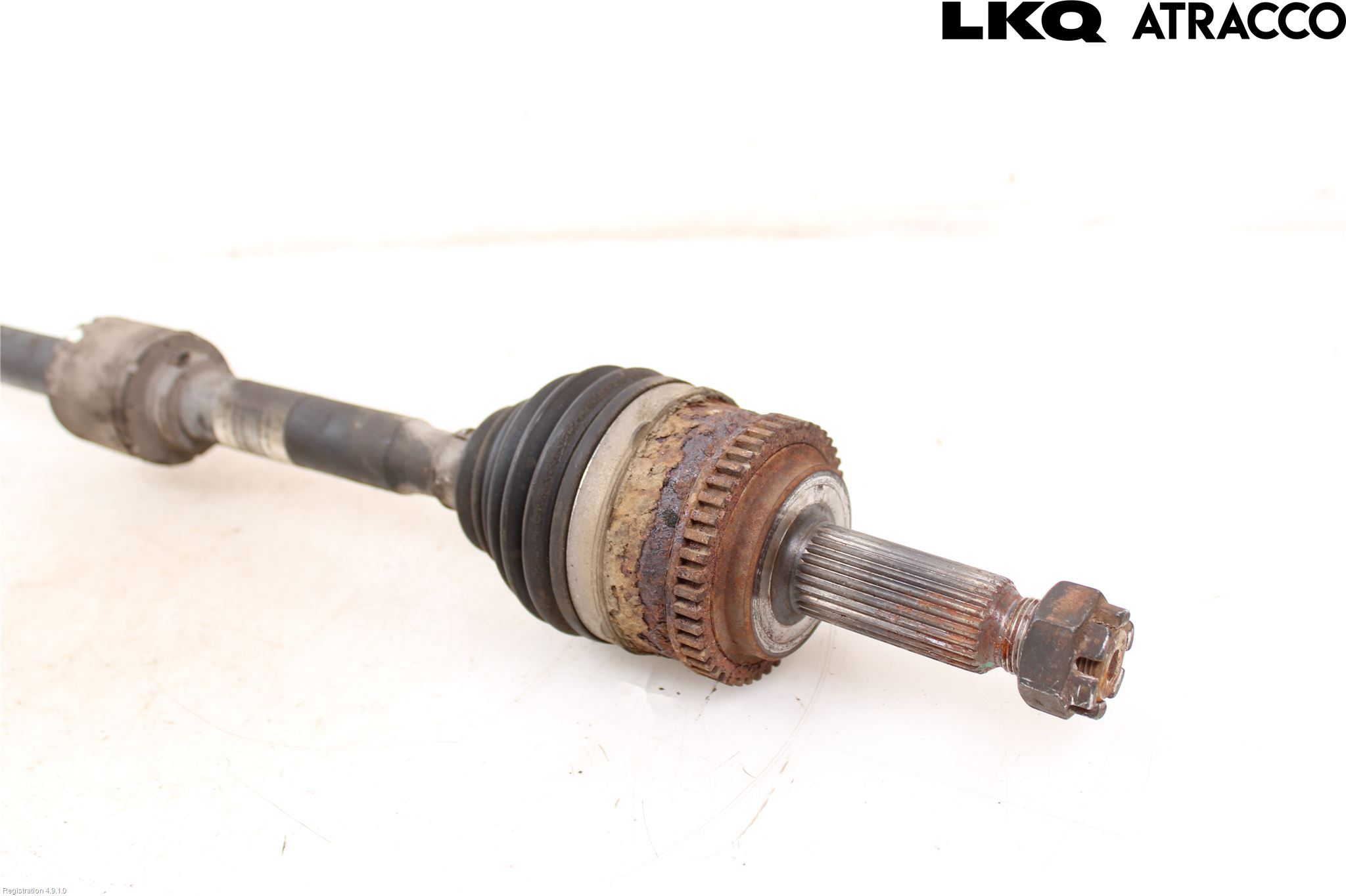 Kia CEED 06-12 Drivaxel Fram Höger