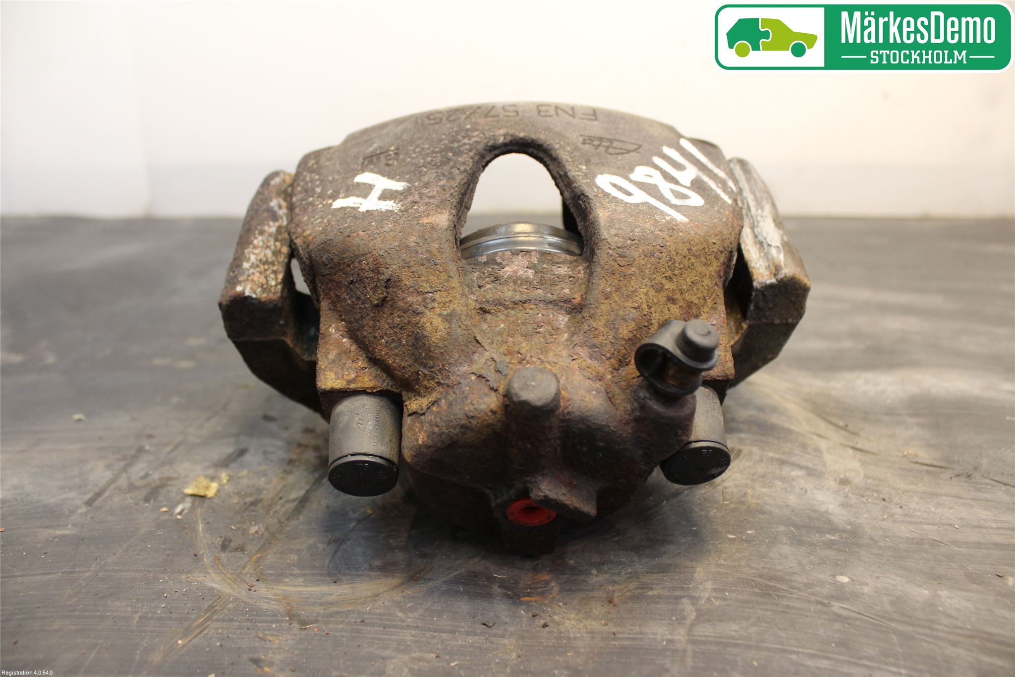 Saab 9-5     06-10 Bromsok Fram Höger