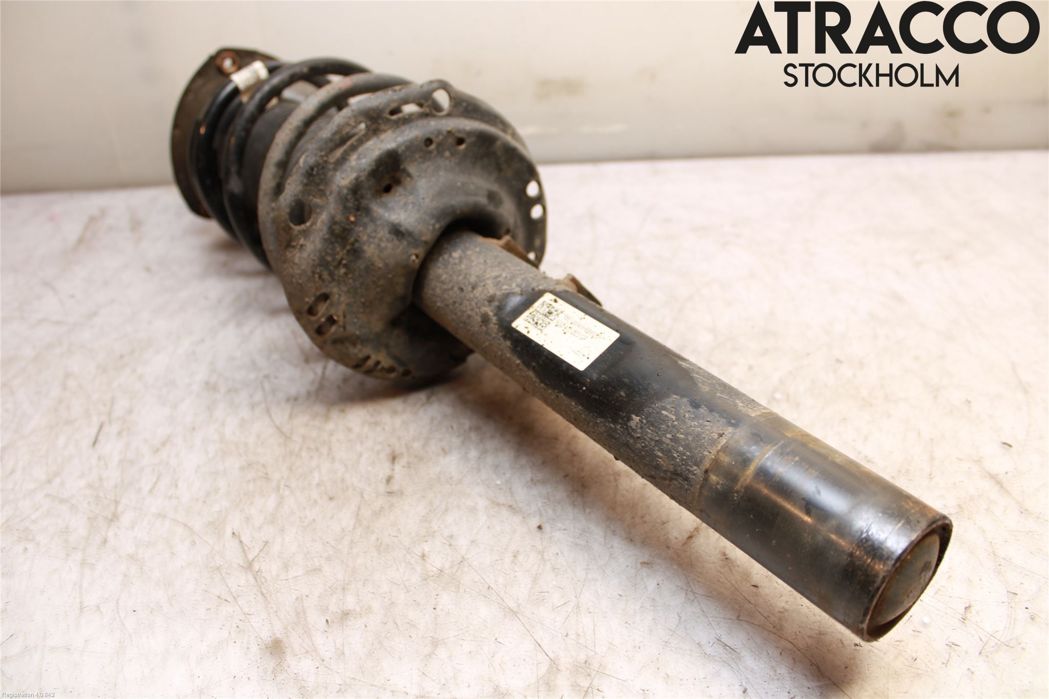 Volkswagen VW GOLF / E-GOLF VII 13-20 Fjäderben Fram Höger