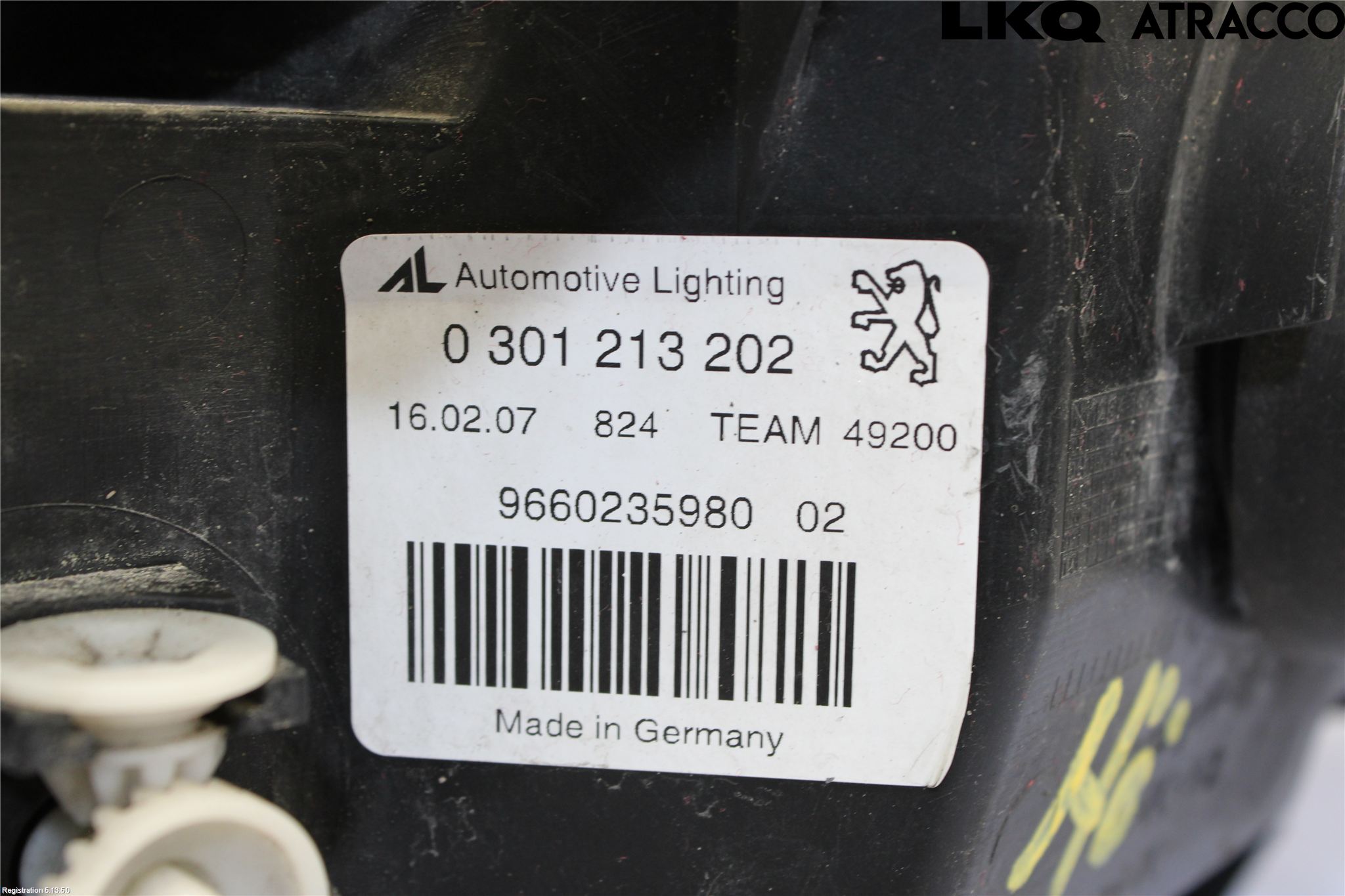 Peugeot 407 Strålkastare Höger