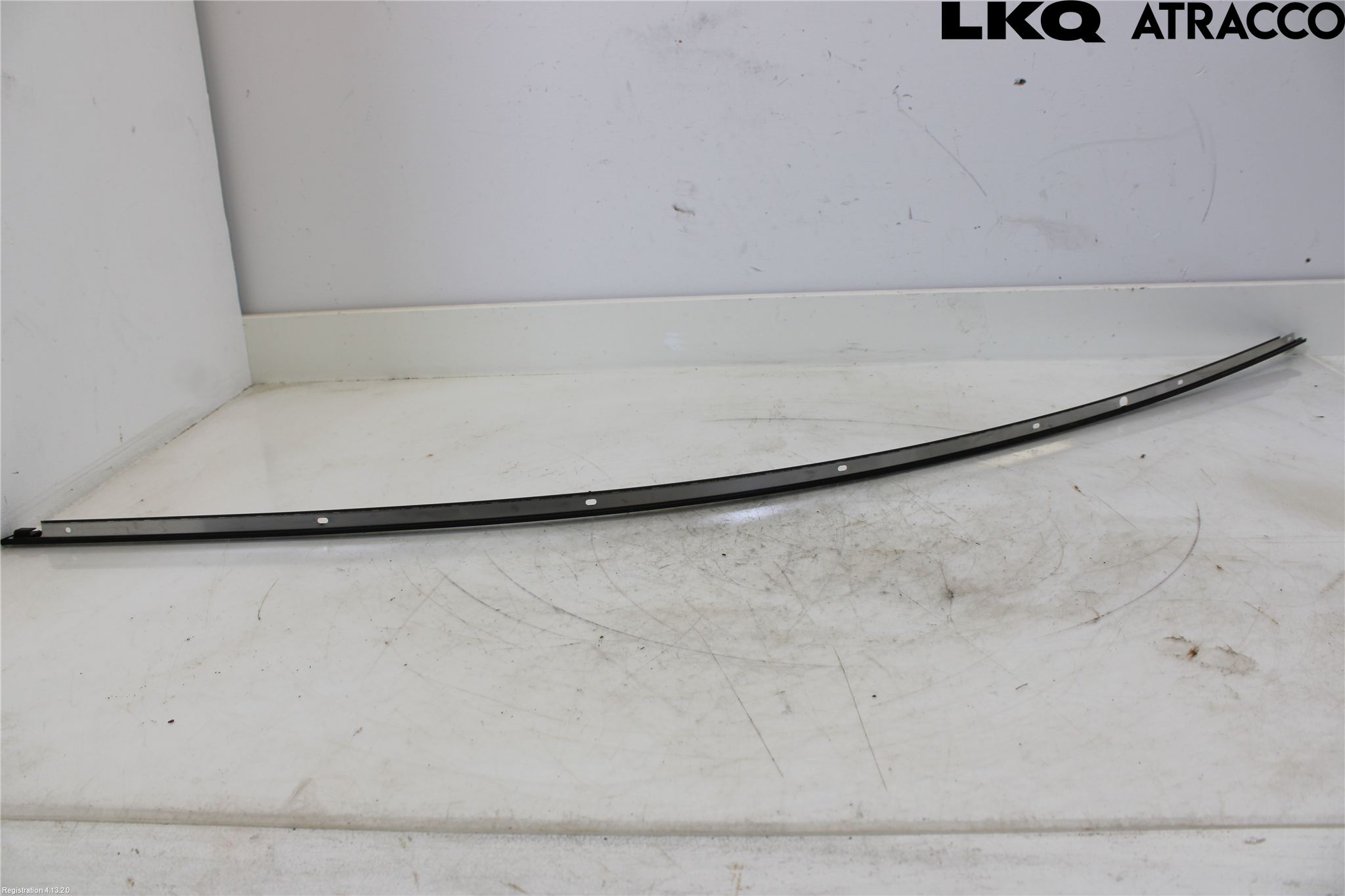 Toyota COROLLA CROSS XG10 22- Dörr Dekorlist Fram Hö