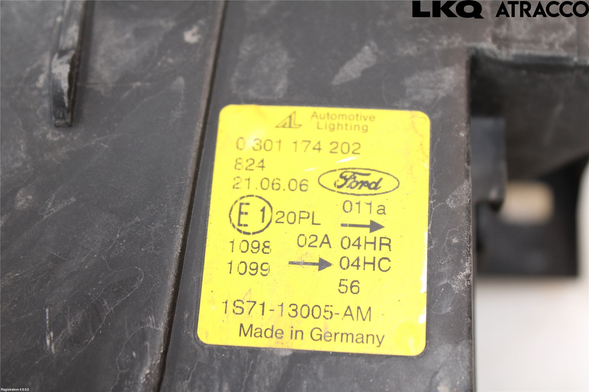 Ford MONDEO     01-06 Strålkastare Höger