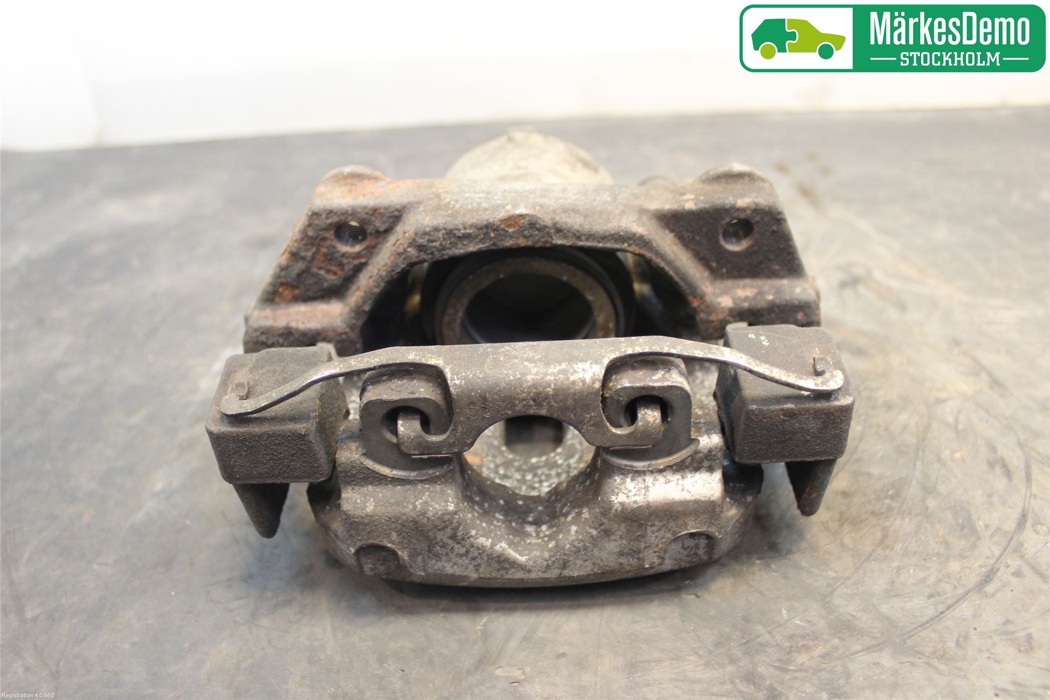 BMW 5 E39 95-04 Bromsok Fram Vänster