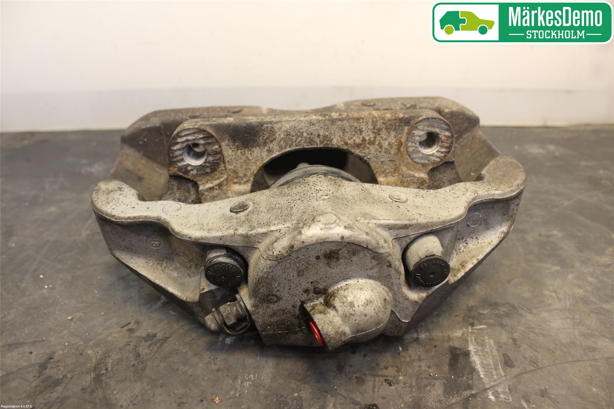 BMW 5 E60/61 Sed/Tou 02-10 Bromsok Fram Vänster