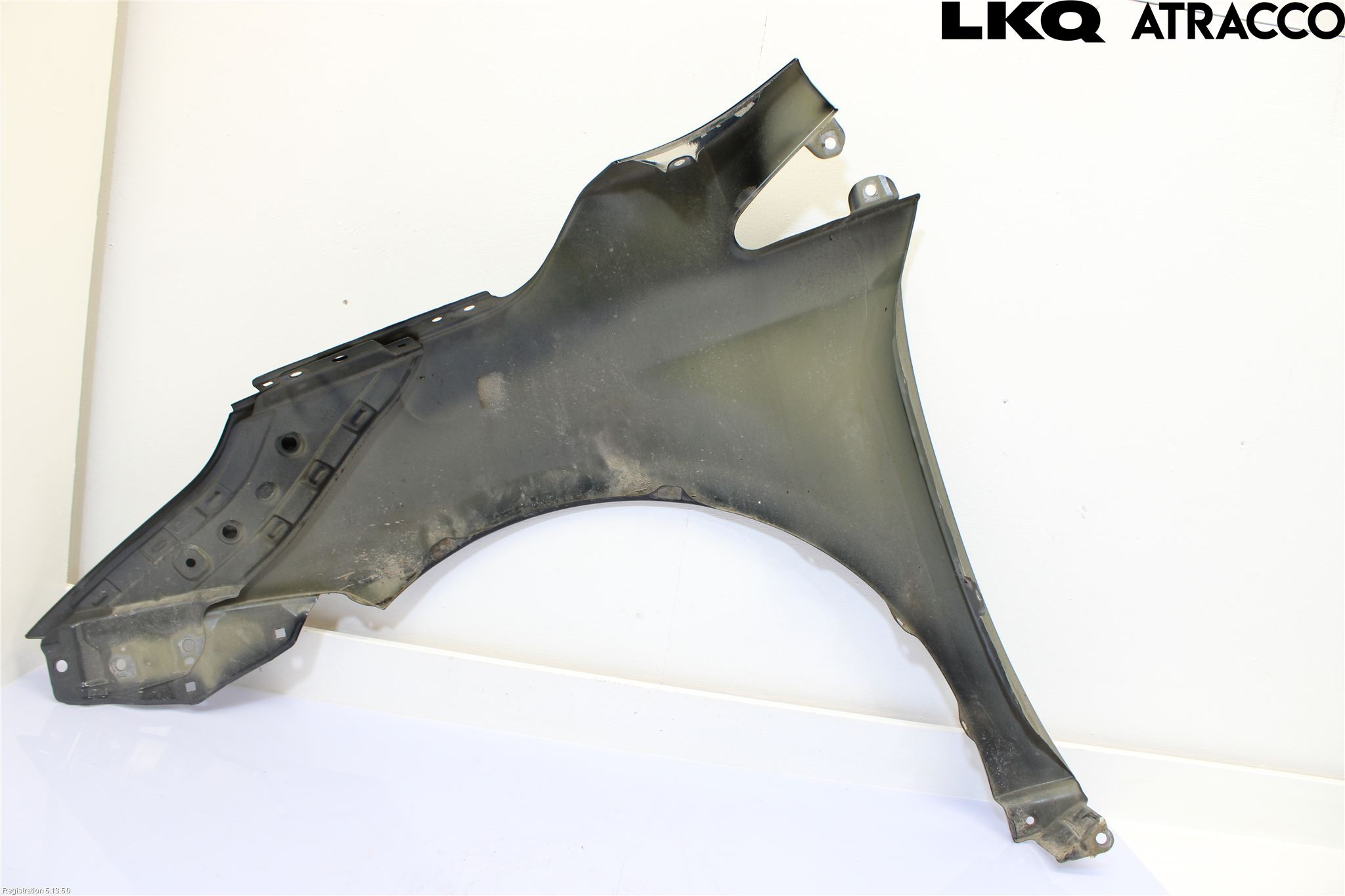 Toyota AVENSIS 16-18 Skärm Fram Höger