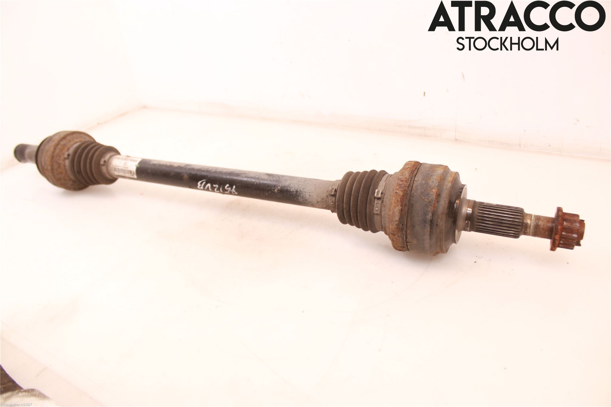 Porsche CAYENNE 03- Drivaxel Bak Vänster