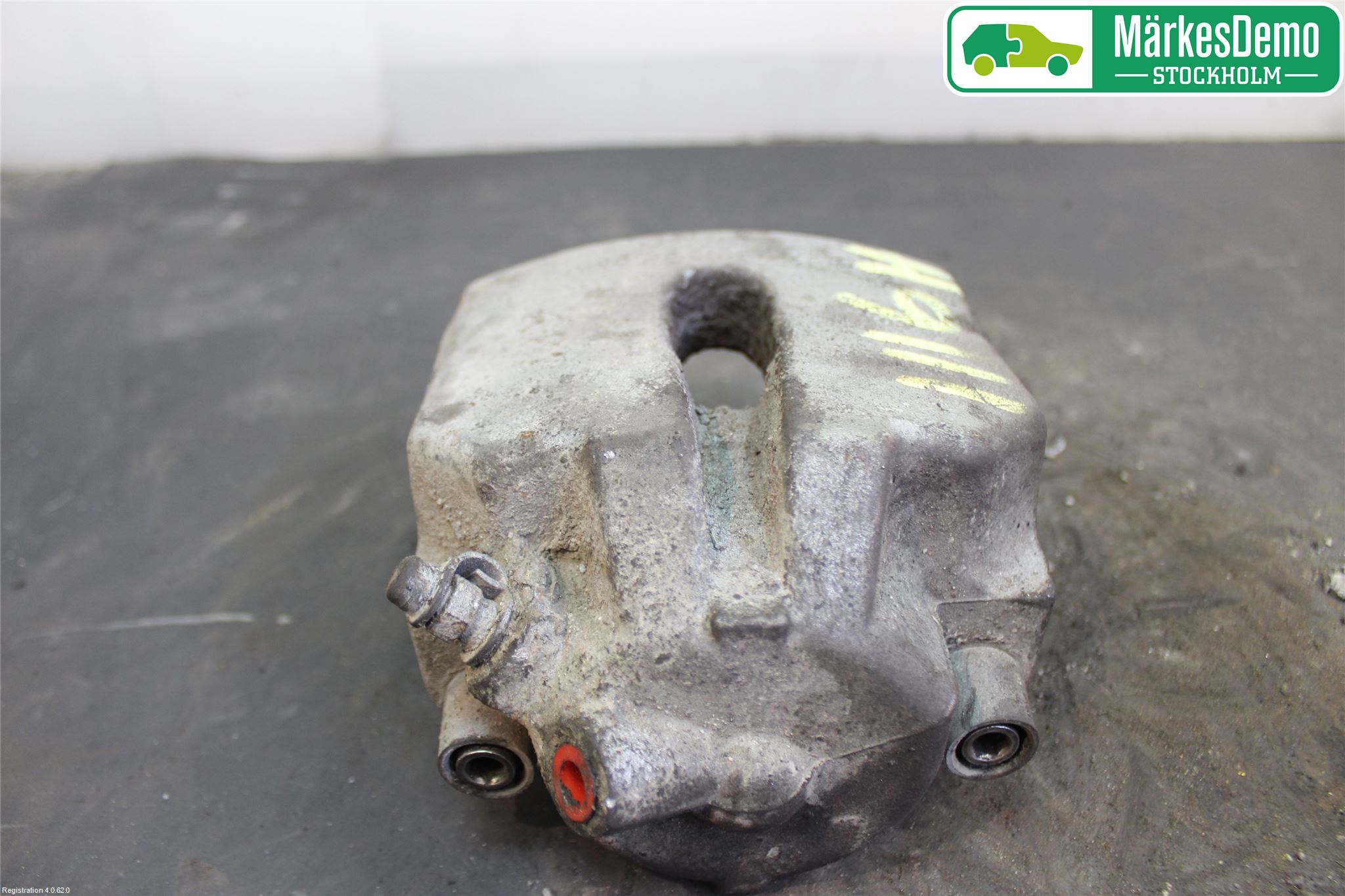 BMW 5 E39 95-04 Bromsok Fram Höger