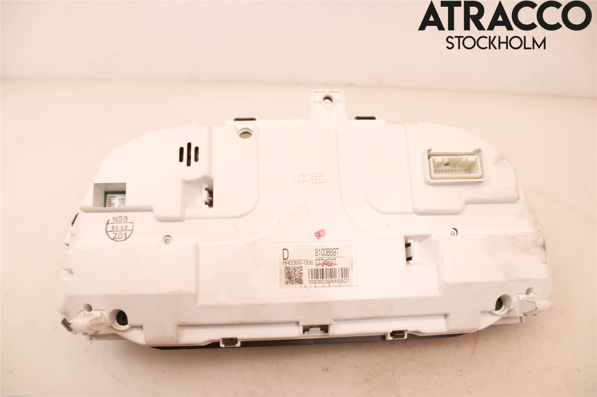 Mitsubishi OUTLANDER 13-21 Instrument Komb